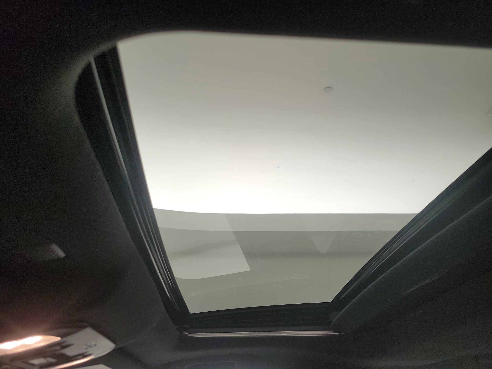 Thumbnail: 2022 Toyota Highlander - 19