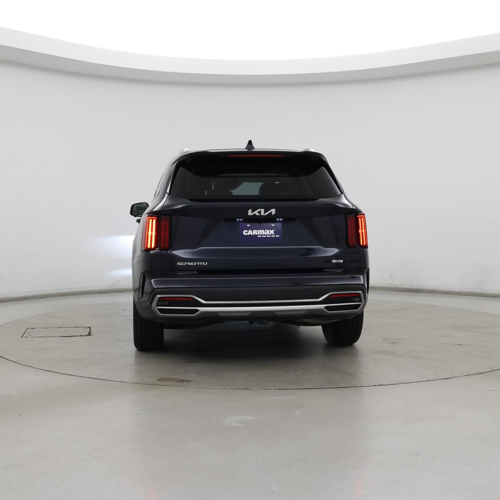 Thumbnail: 2023 Kia Sorento - 6