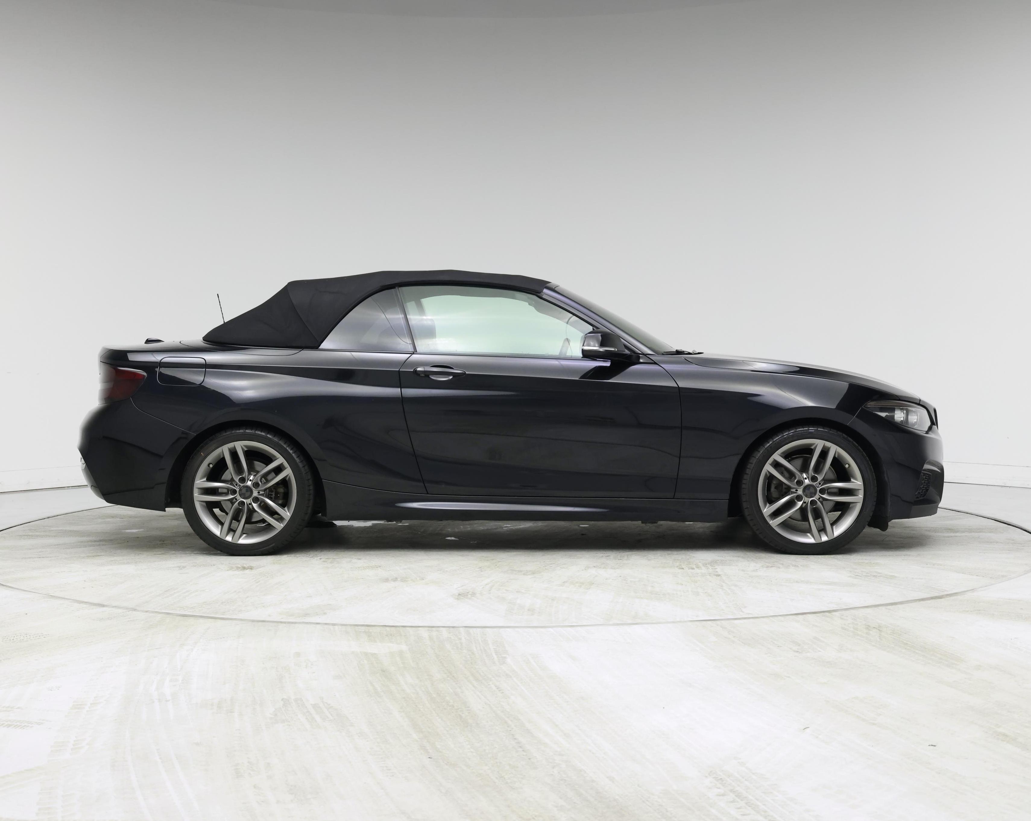 Thumbnail: 2018 BMW 2 Series - 7