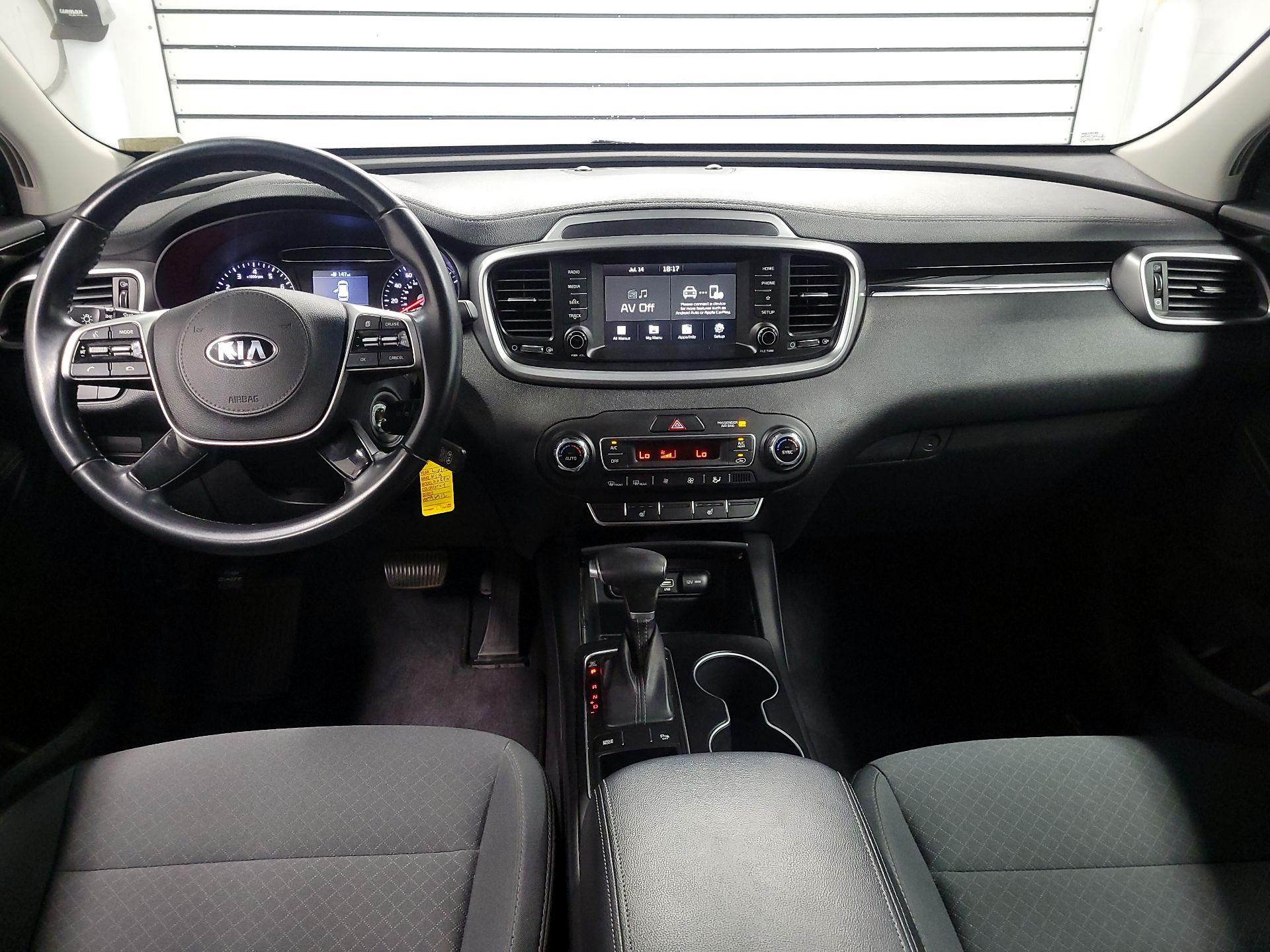 Thumbnail: 2019 Kia Sorento - 9