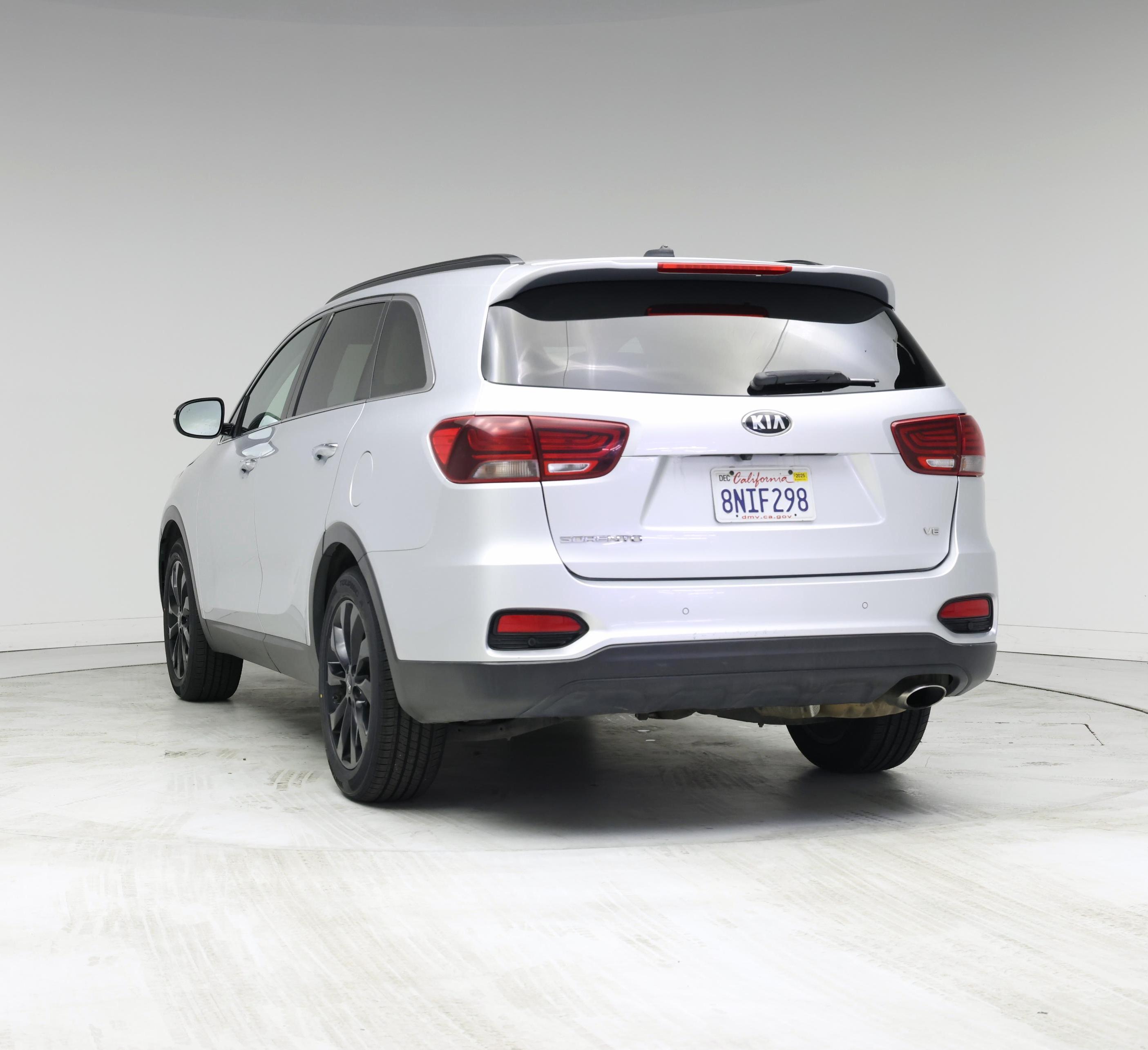 Thumbnail: 2019 Kia Sorento - 2