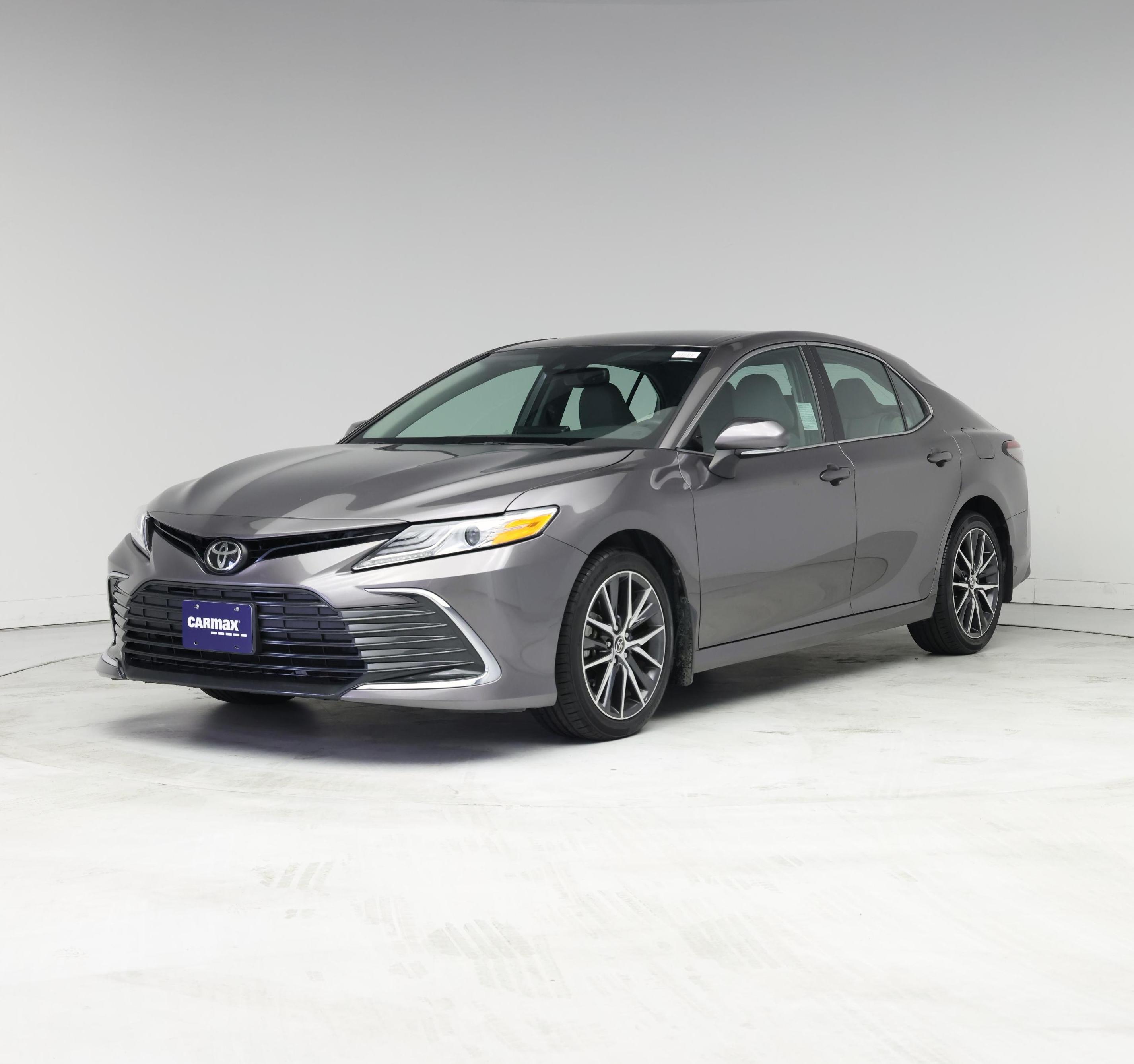 Thumbnail: 2021 Toyota Camry - 4