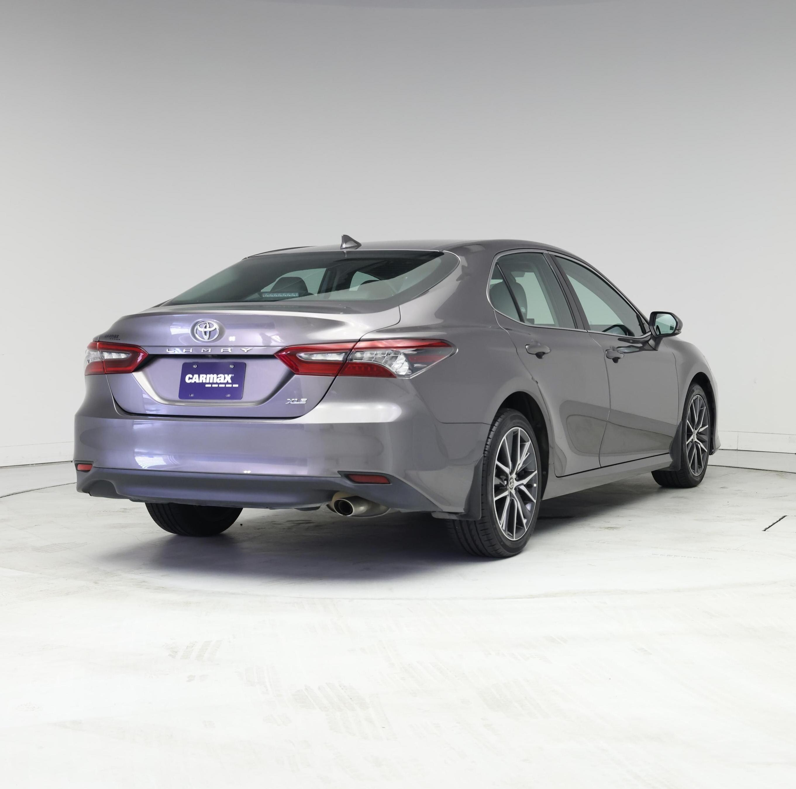 Thumbnail: 2021 Toyota Camry - 8