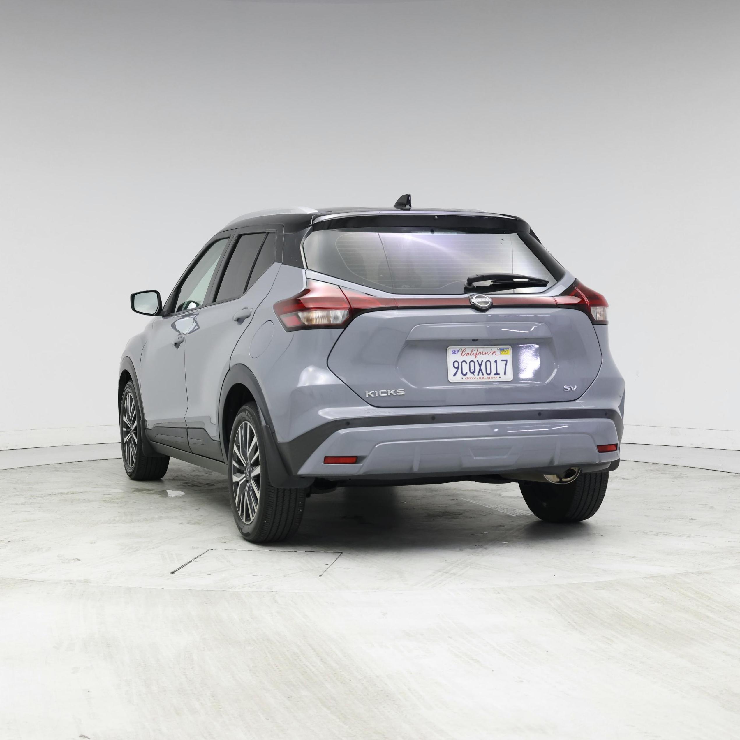 Thumbnail: 2023 Nissan Kicks - 2