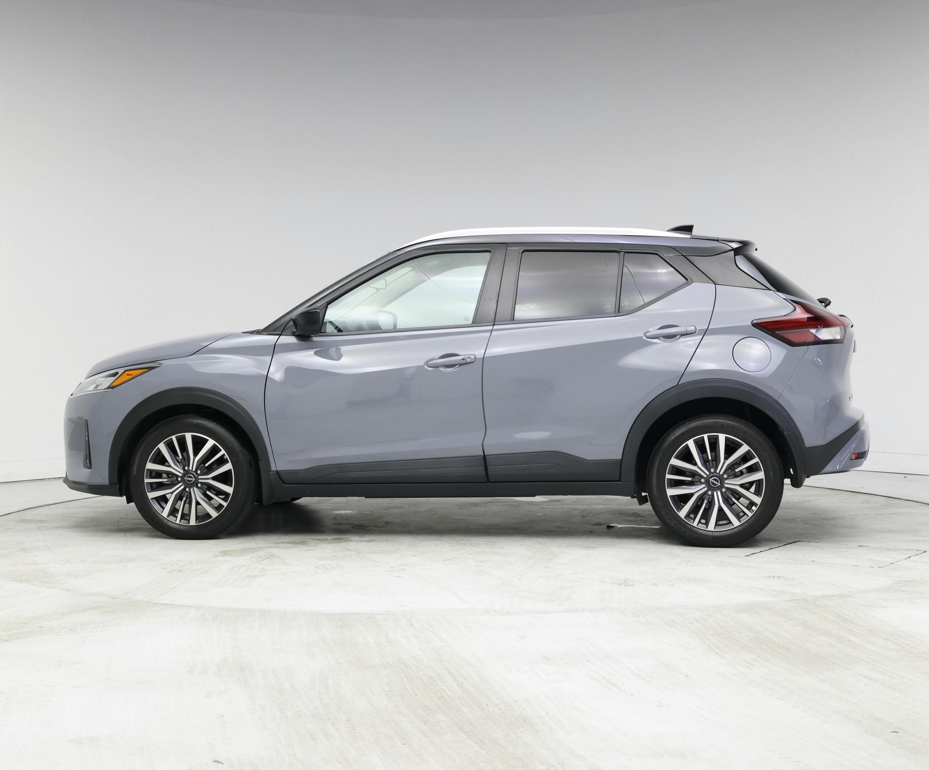 Thumbnail: 2023 Nissan Kicks - 3