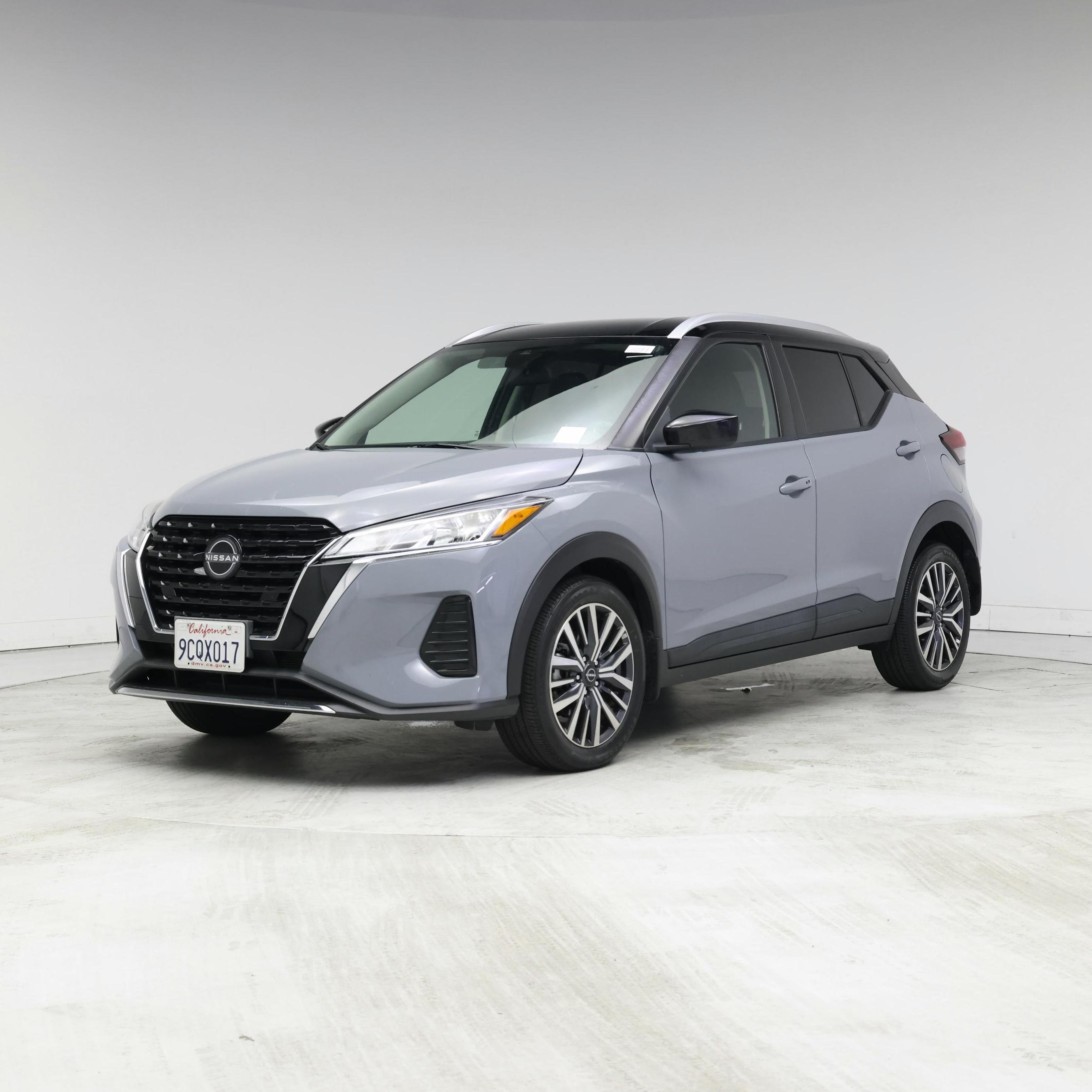 Thumbnail: 2023 Nissan Kicks - 4