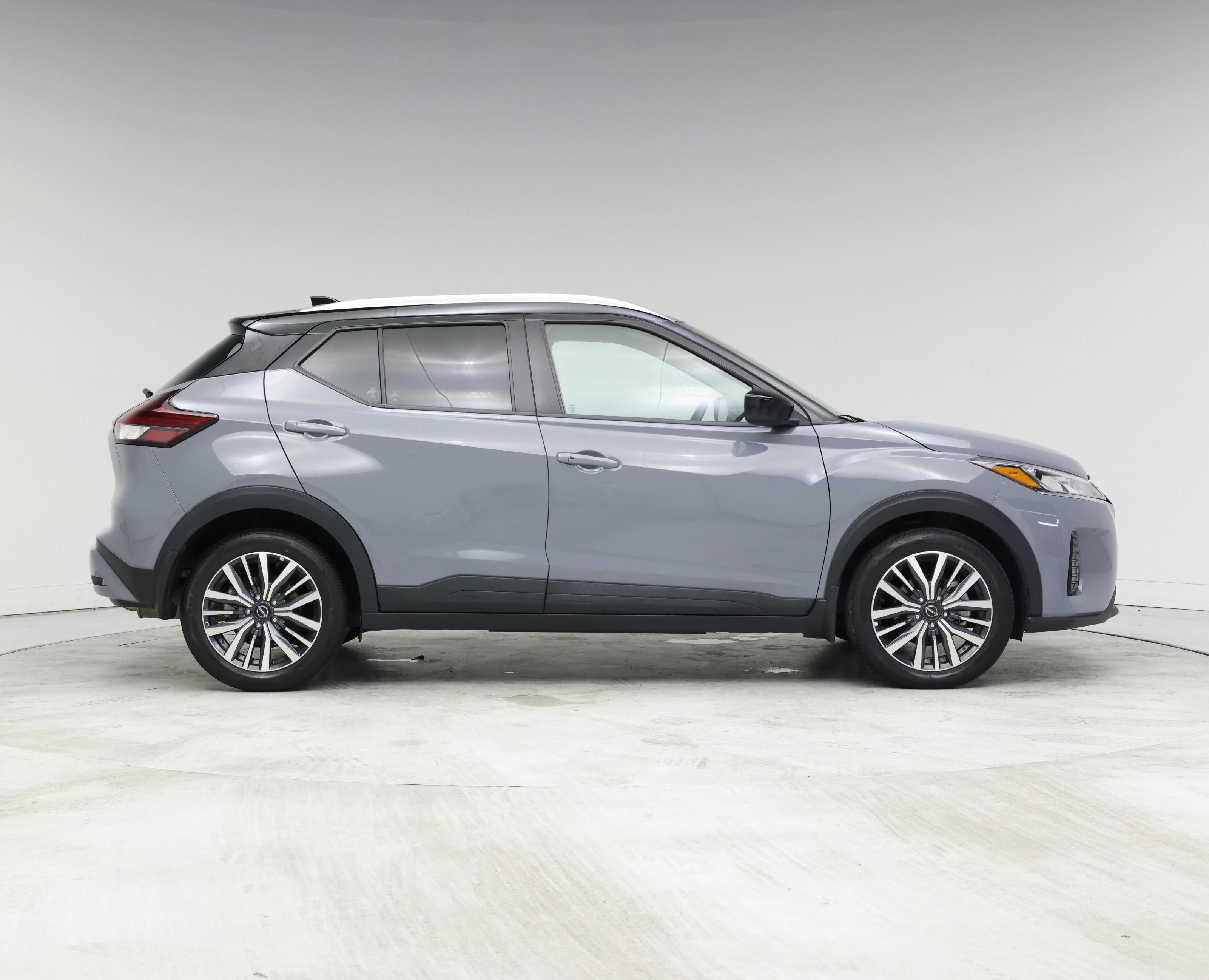 Thumbnail: 2023 Nissan Kicks - 7