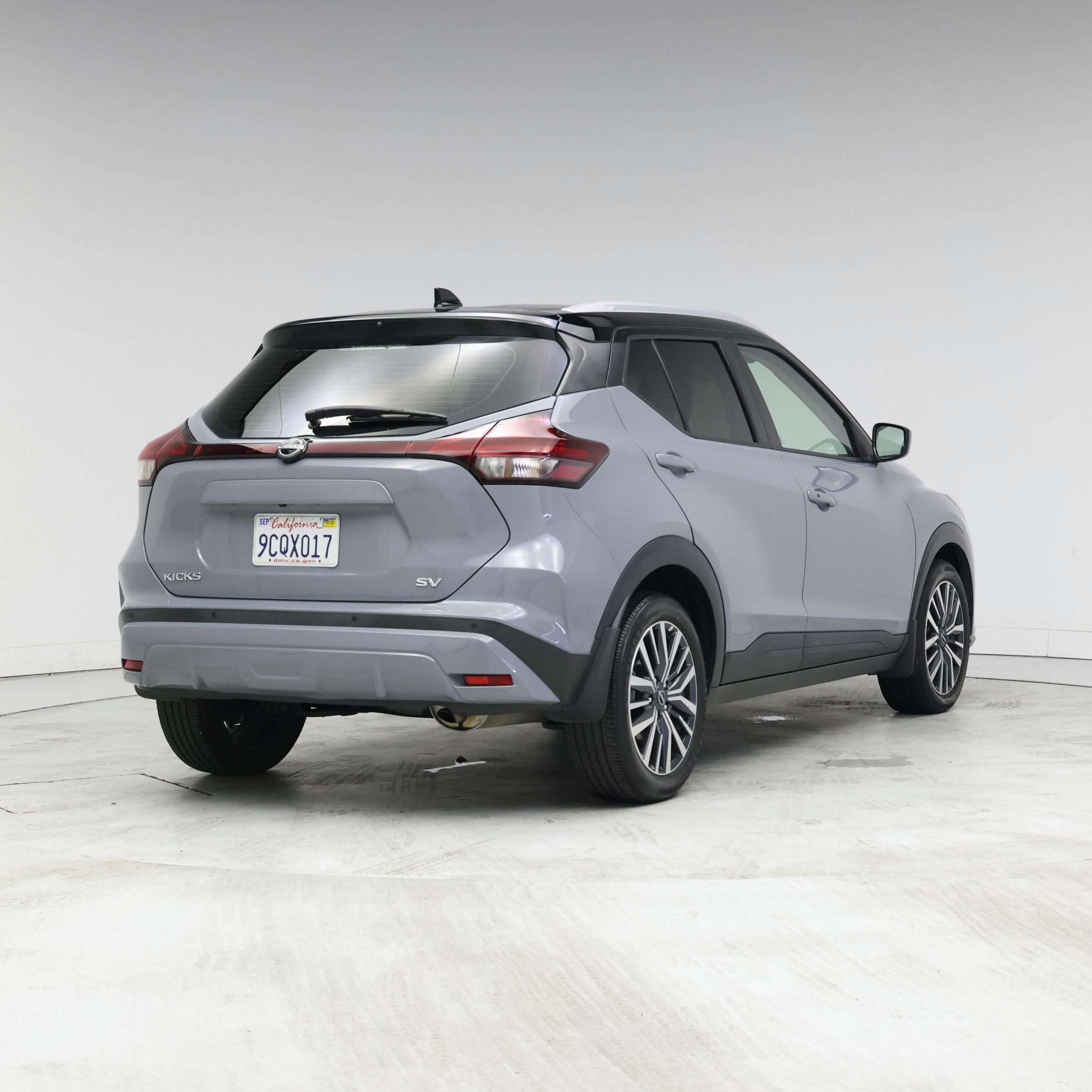 Thumbnail: 2023 Nissan Kicks - 8