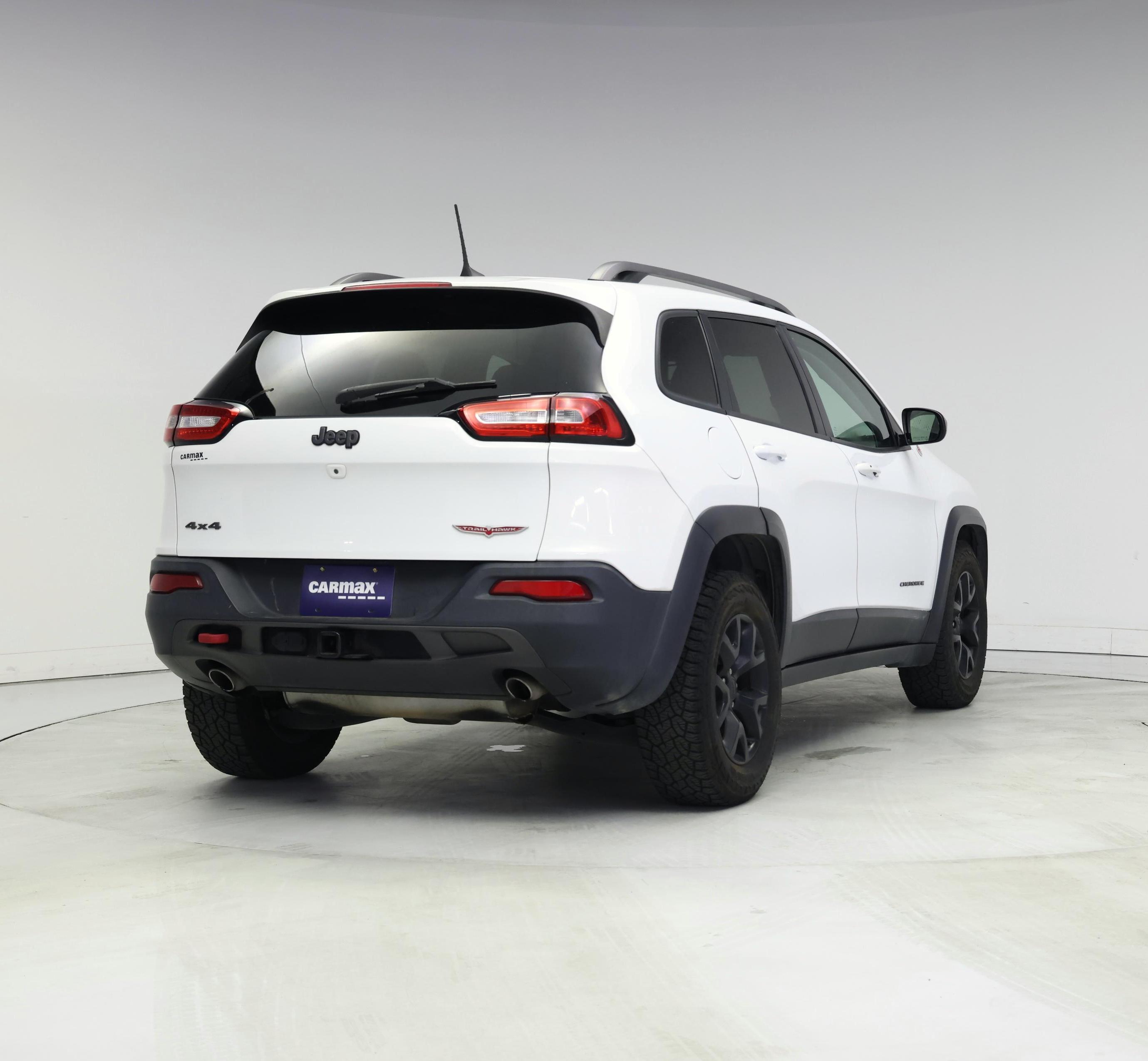 Thumbnail: 2016 Jeep Cherokee - 8