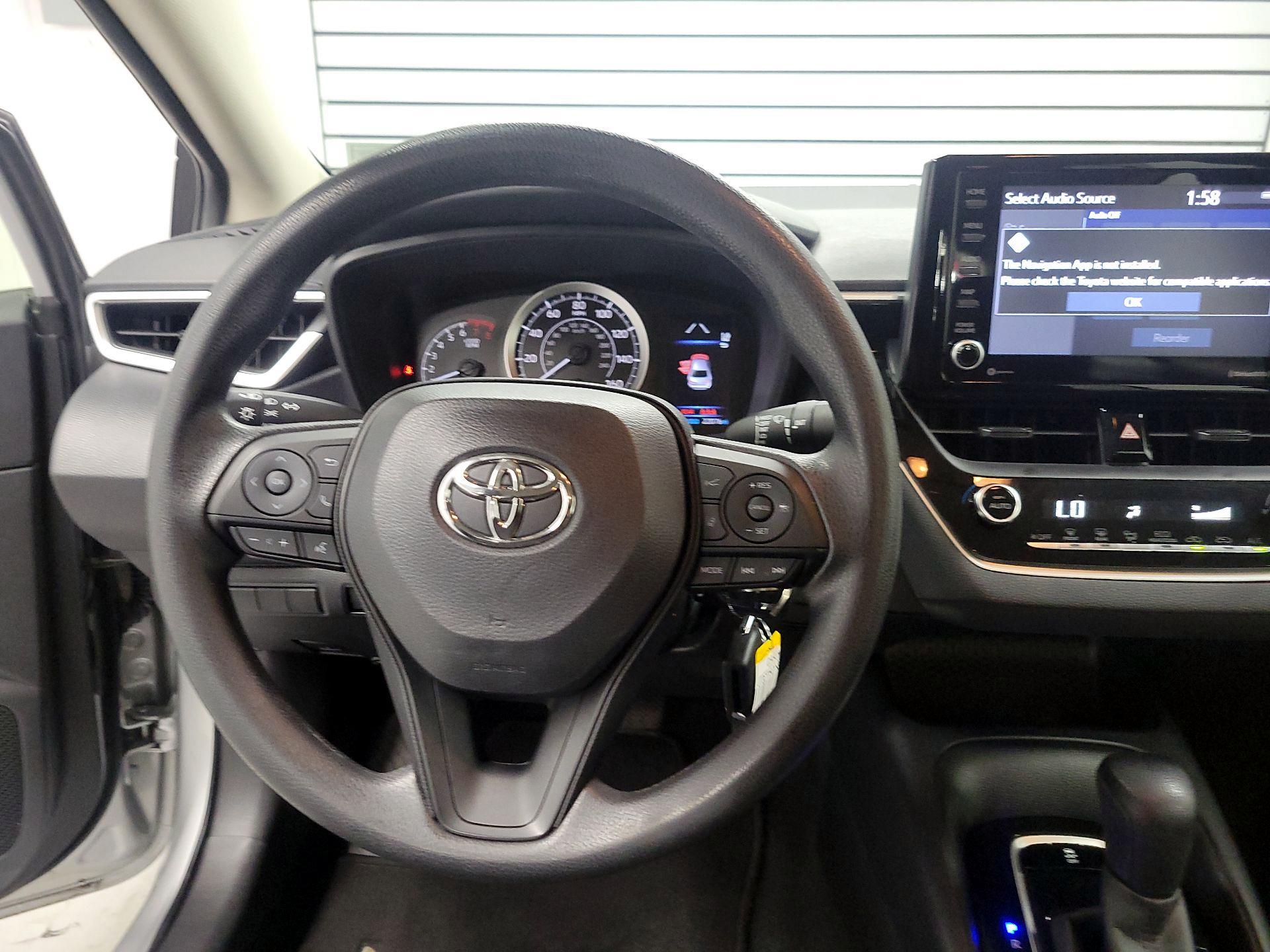 Thumbnail: 2022 Toyota Corolla - 10