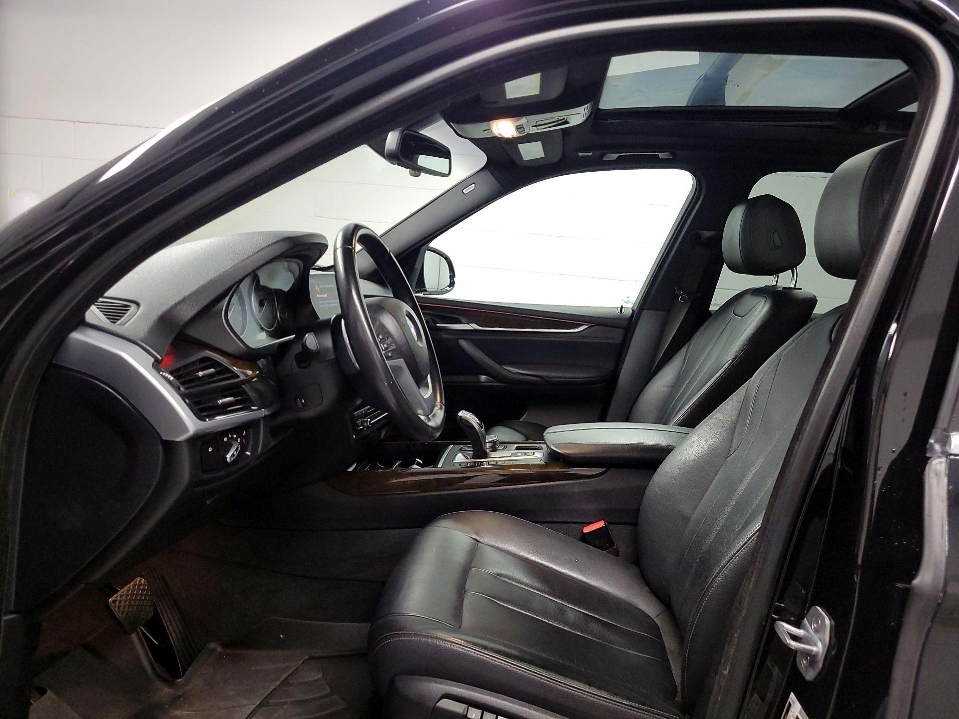 Thumbnail: 2018 BMW X5 - 18
