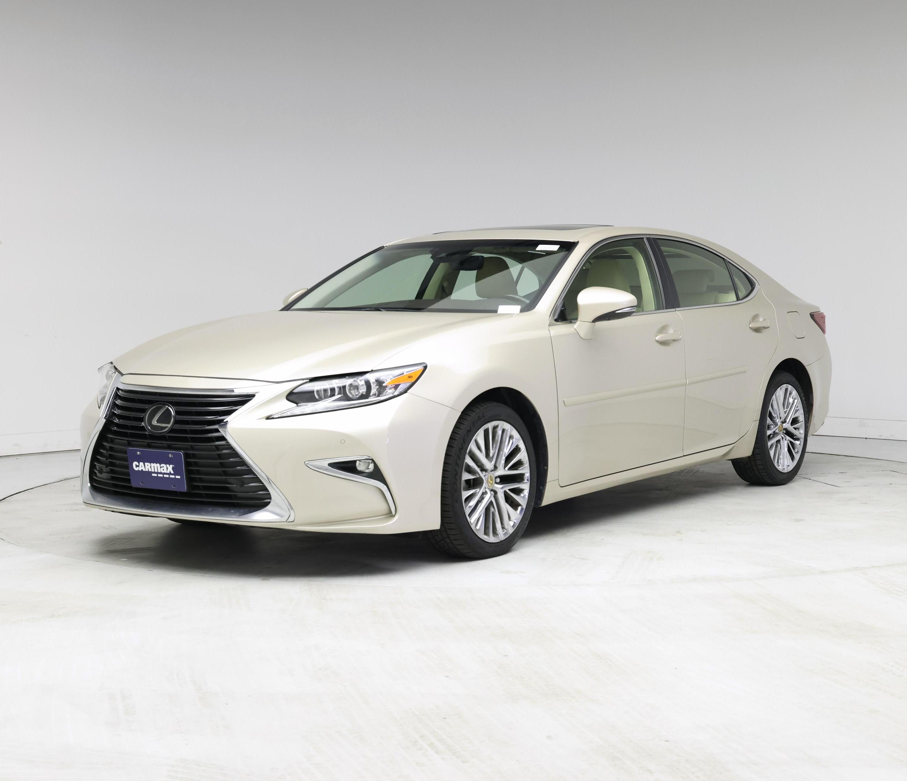 Thumbnail: 2016 Lexus ES - 4