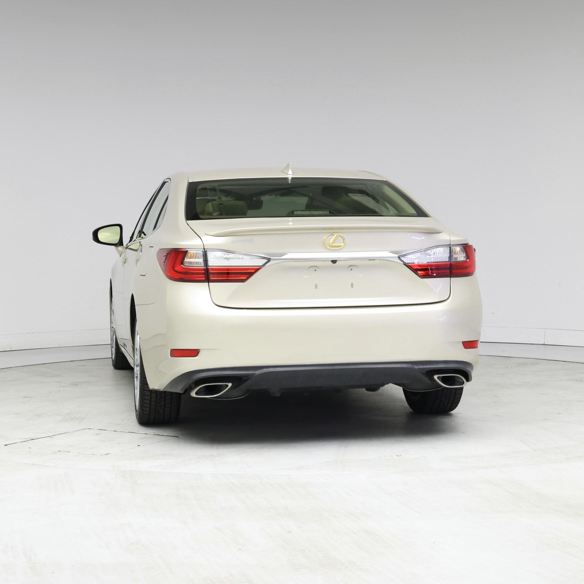 Thumbnail: 2016 Lexus ES - 6