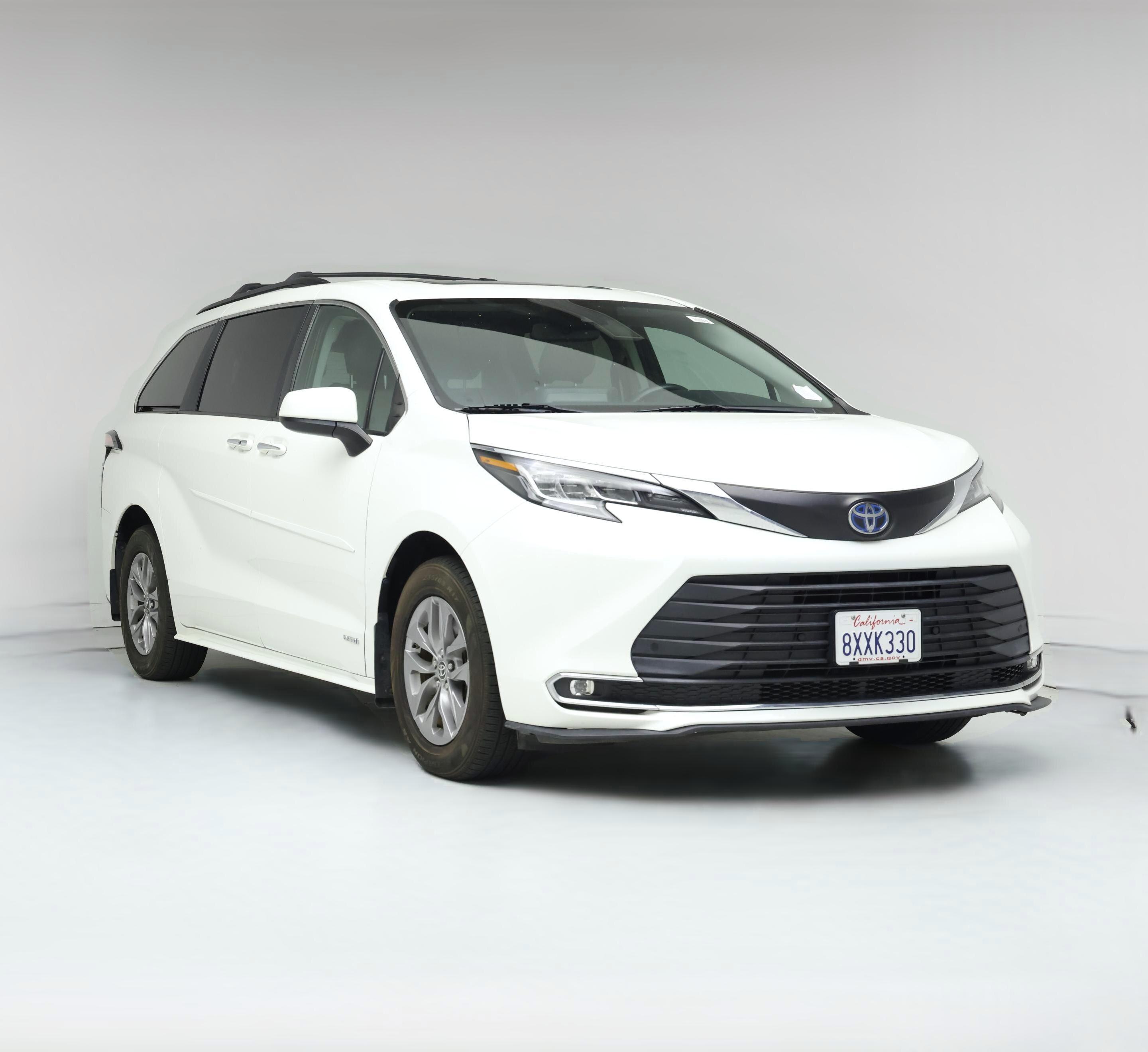 Thumbnail: 2021 Toyota Sienna - 1
