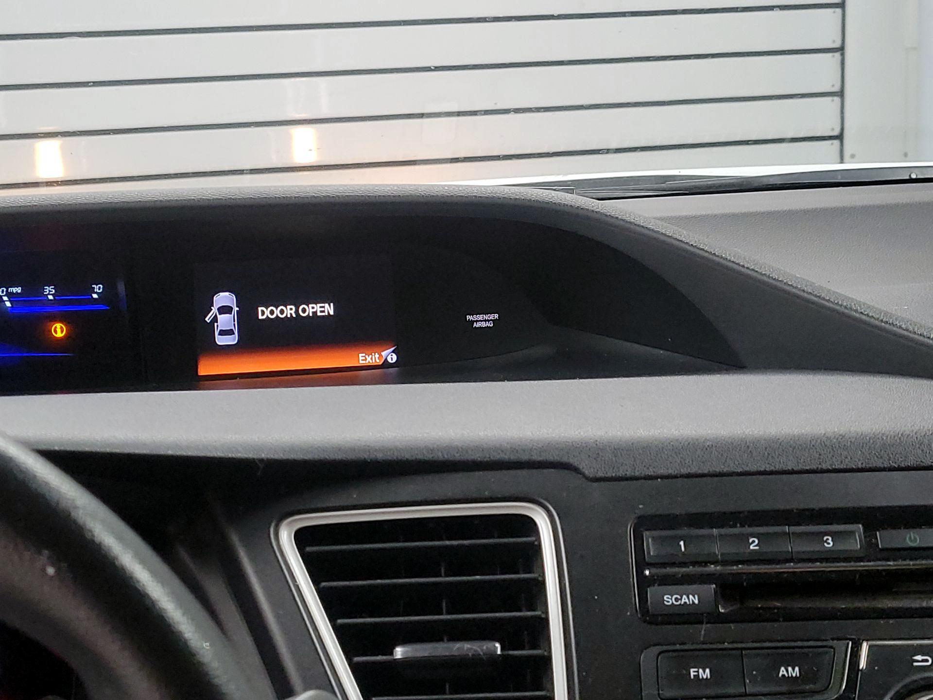Thumbnail: 2014 Honda Civic - 14