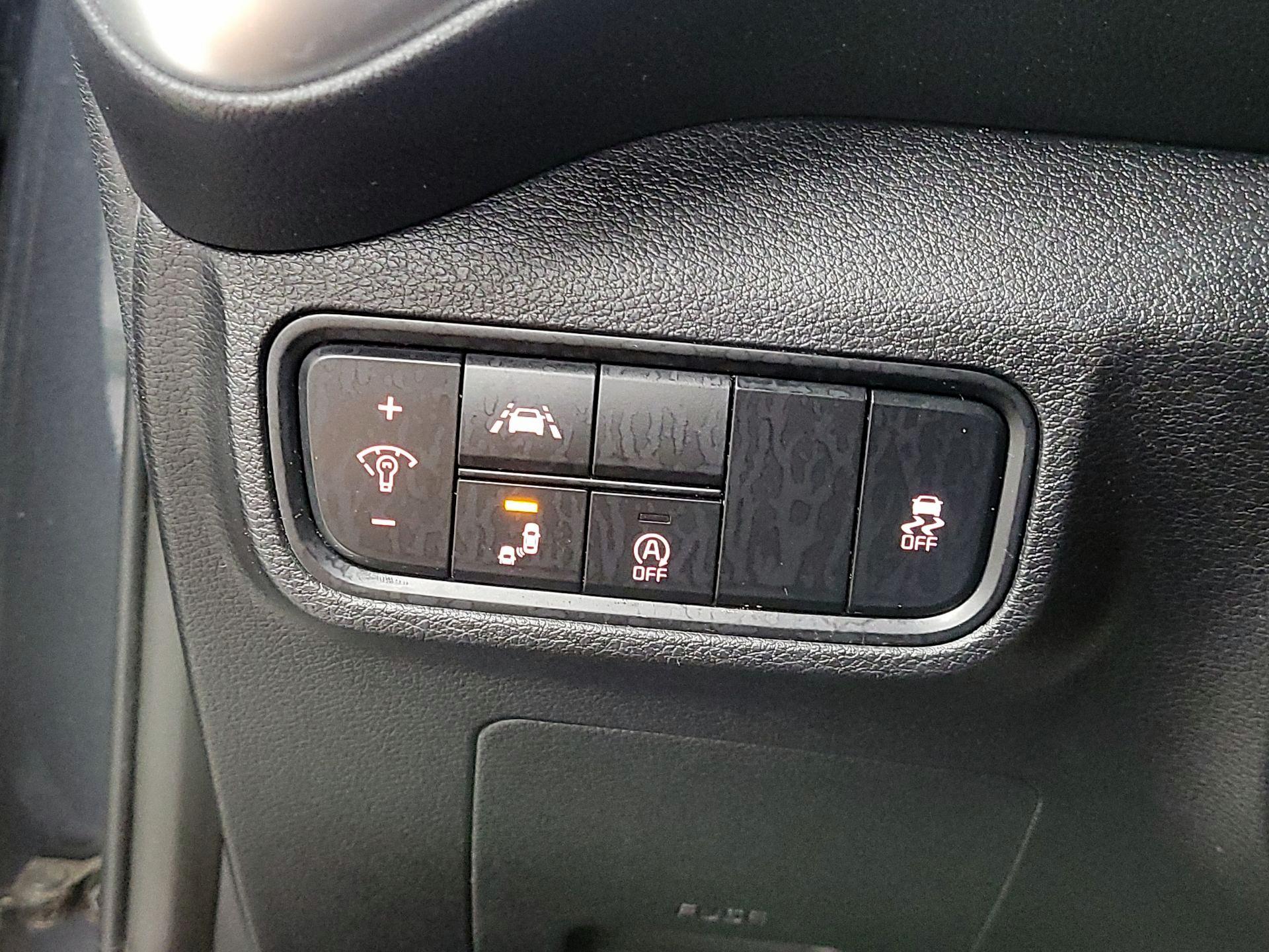 Thumbnail: 2020 Kia Soul - 13