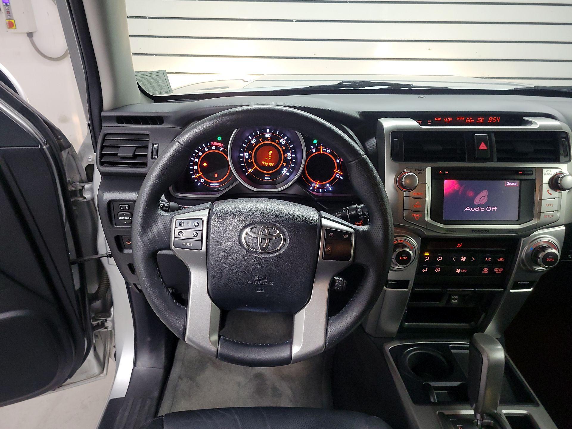 Thumbnail: 2013 Toyota 4Runner - 10