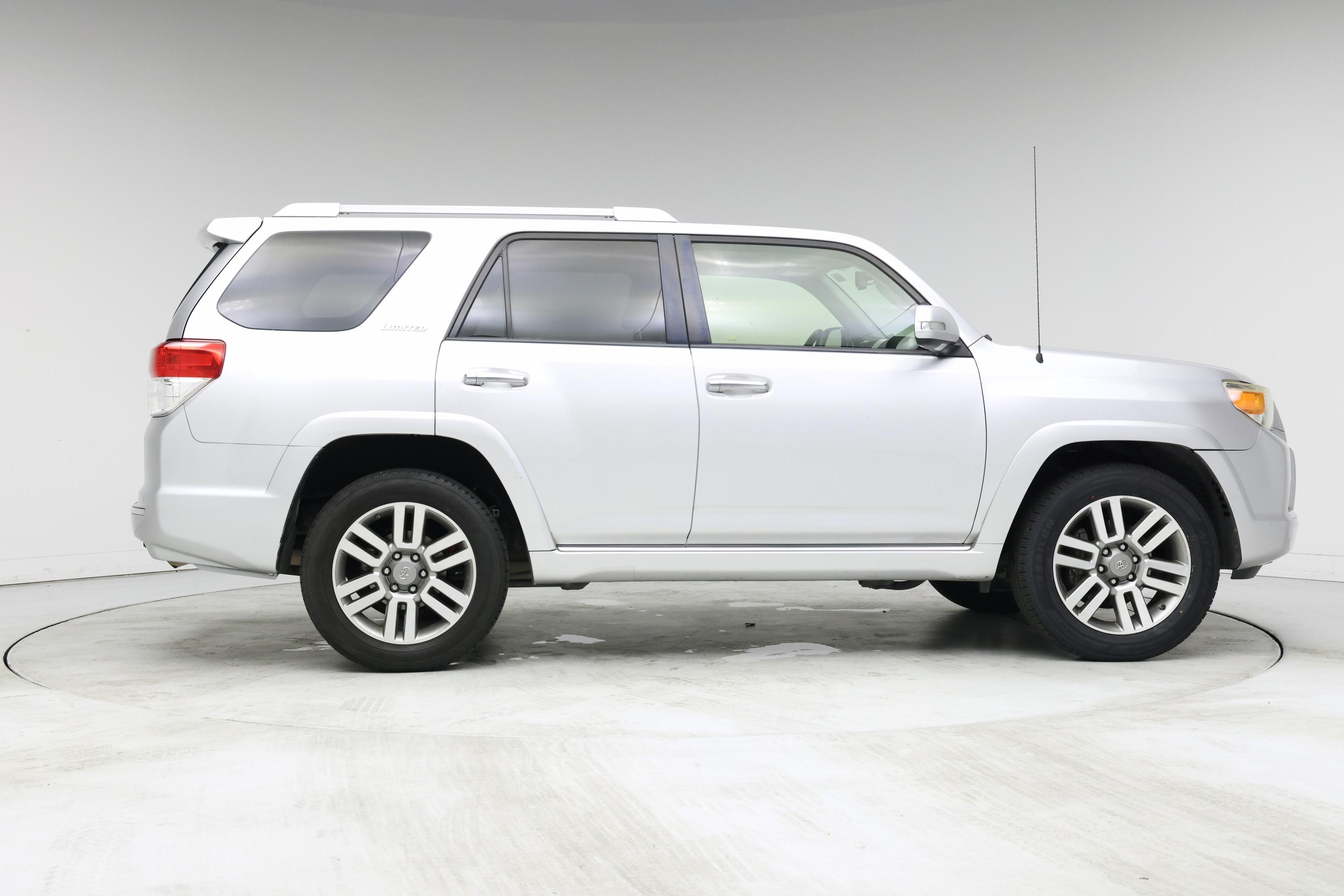 Thumbnail: 2013 Toyota 4Runner - 7