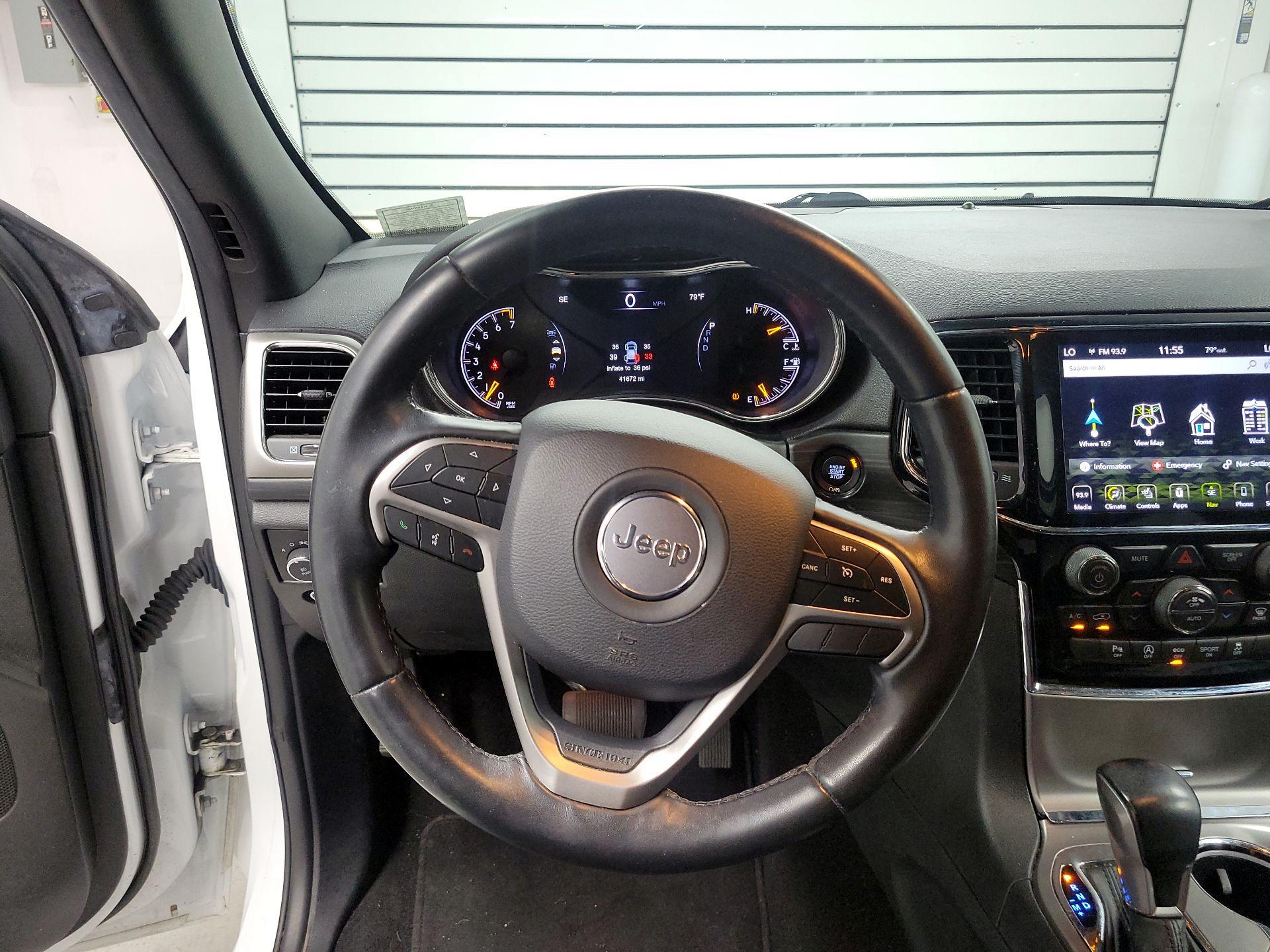Thumbnail: 2020 Jeep Grand Cherokee - 10