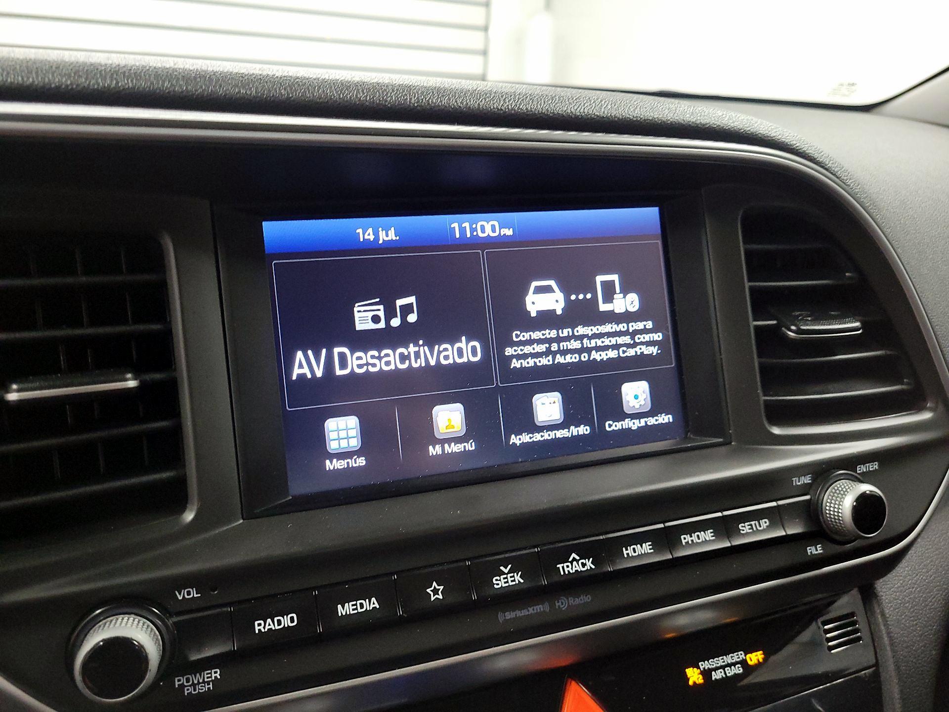 Thumbnail: 2019 Hyundai Elantra - 15