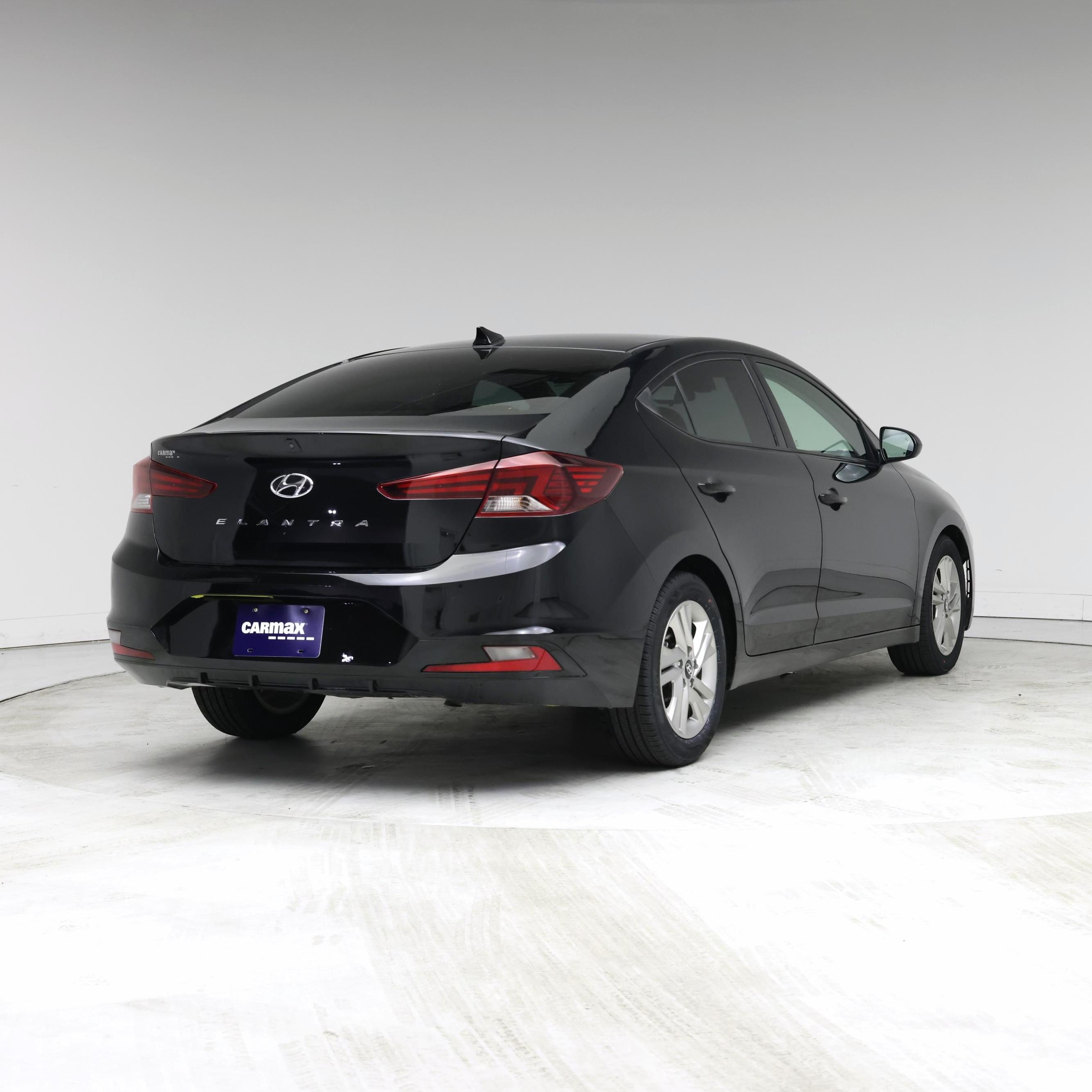 Thumbnail: 2019 Hyundai Elantra - 8