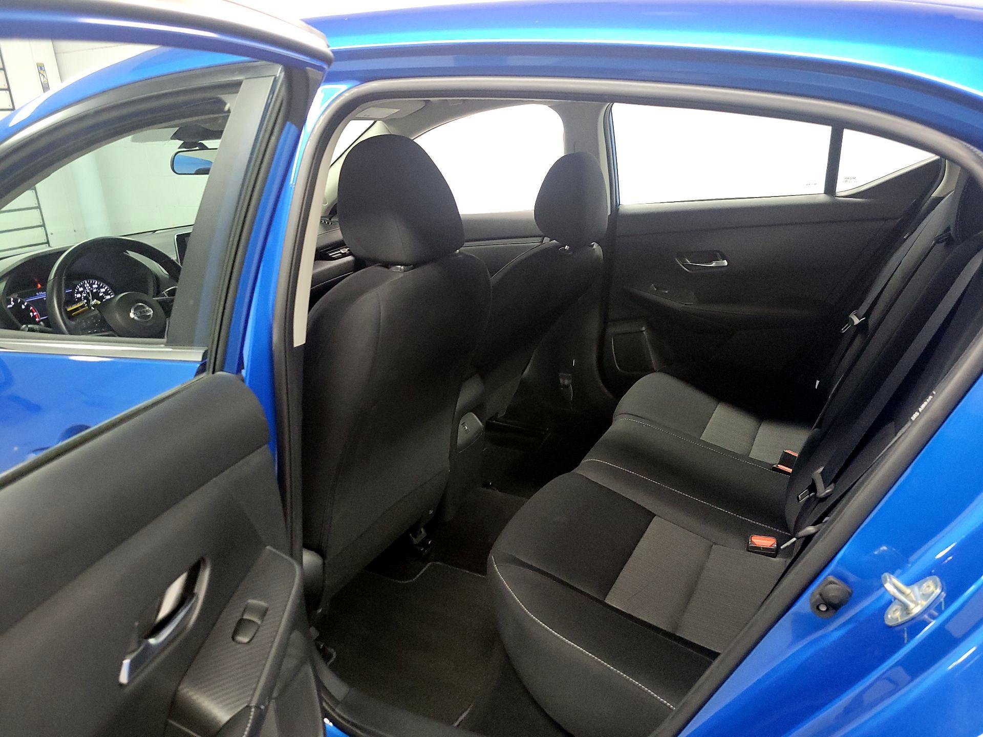Thumbnail: 2020 Nissan Sentra - 17