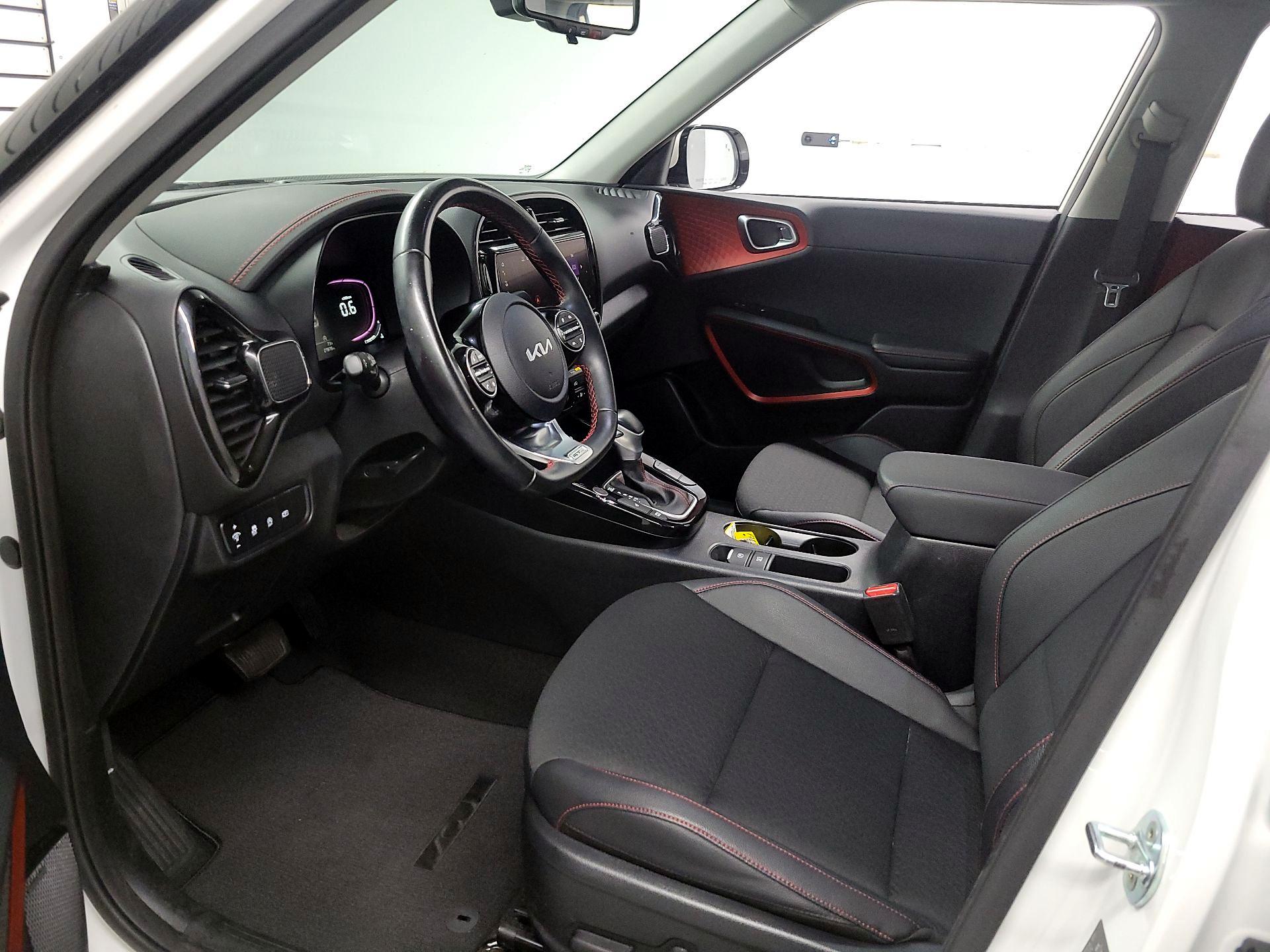 Thumbnail: 2023 Kia Soul - 11