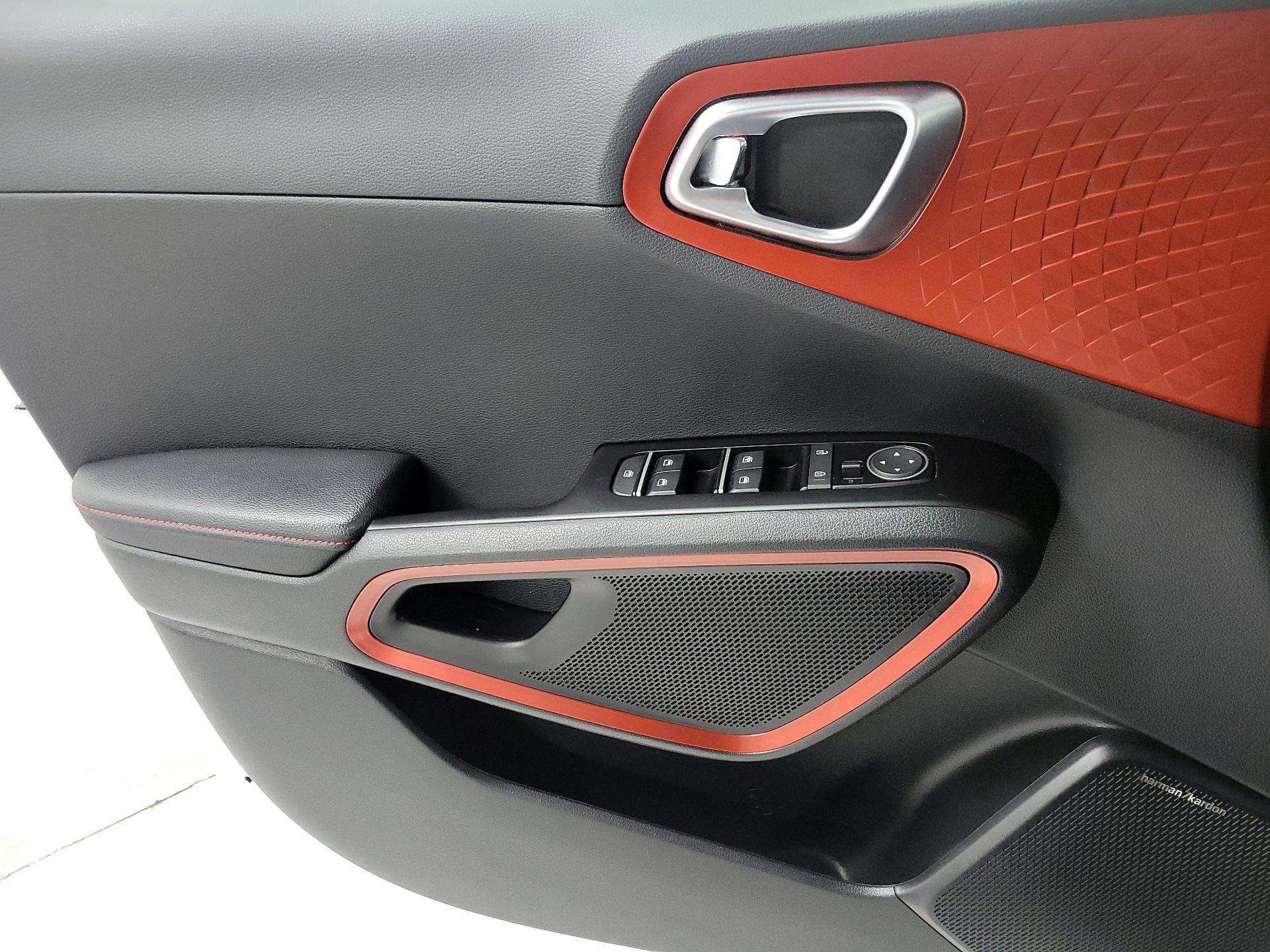 Thumbnail: 2023 Kia Soul - 12
