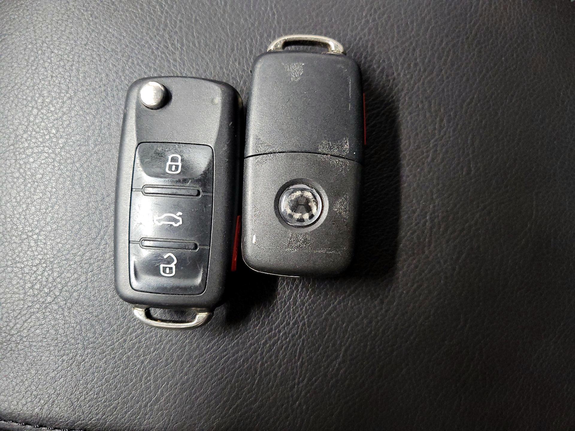 Thumbnail: 2016 Volkswagen Tiguan - 20