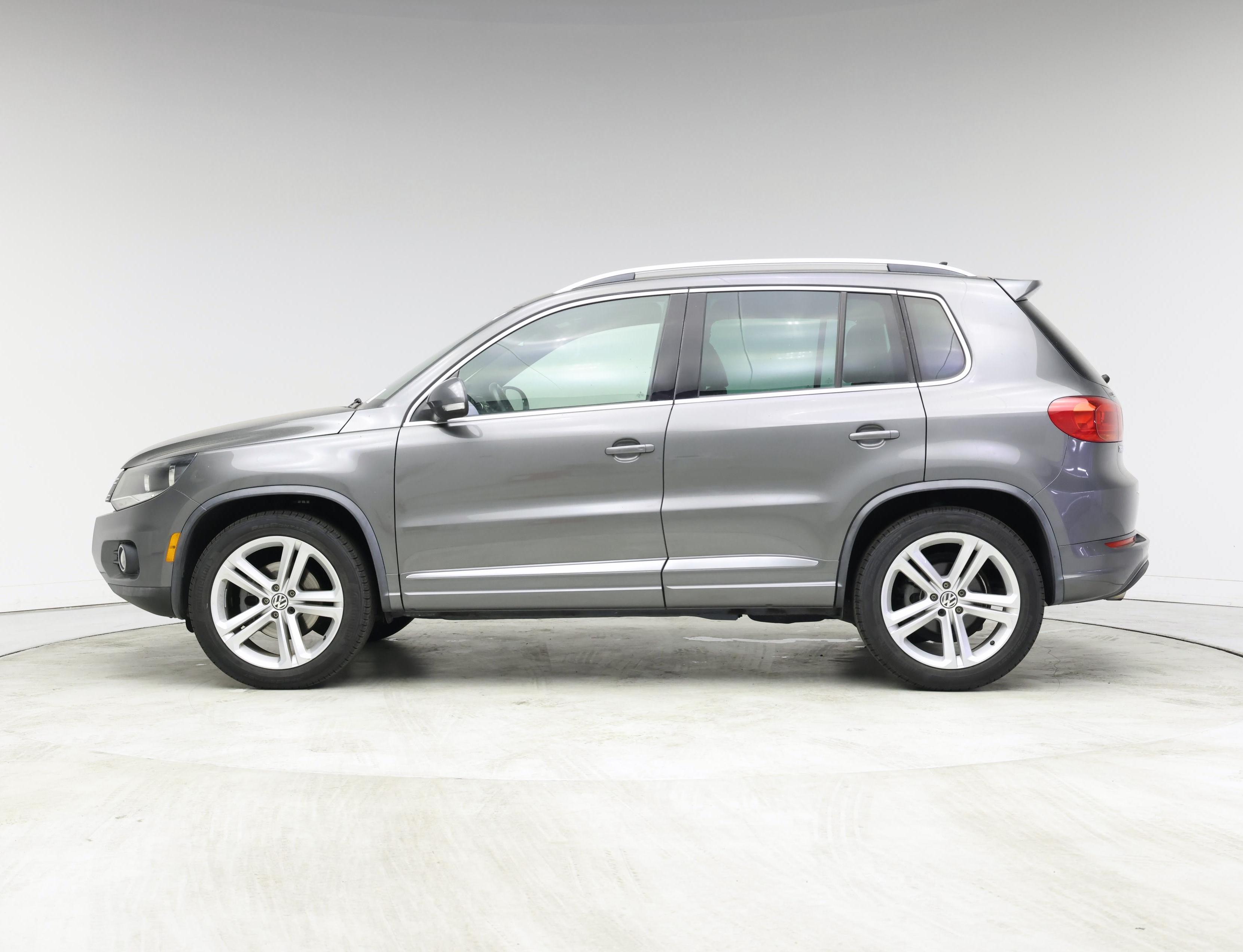 Thumbnail: 2016 Volkswagen Tiguan - 3