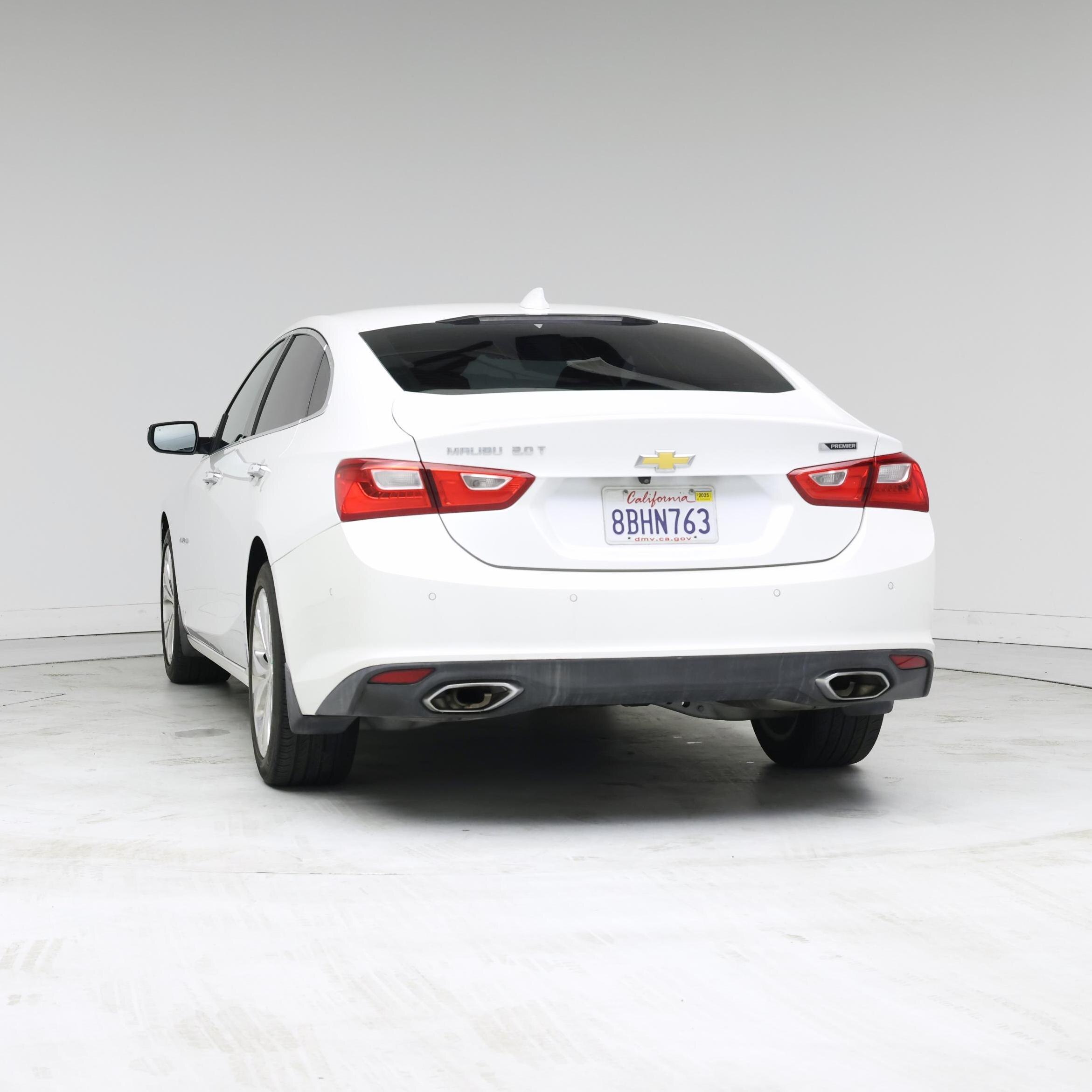 Thumbnail: 2017 Chevrolet Malibu - 6