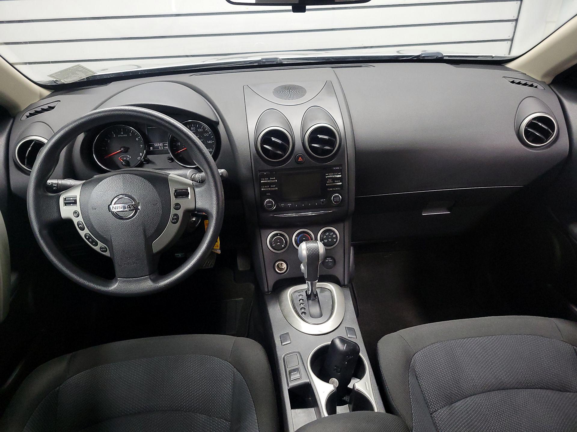 Thumbnail: 2015 Nissan Rogue - 9