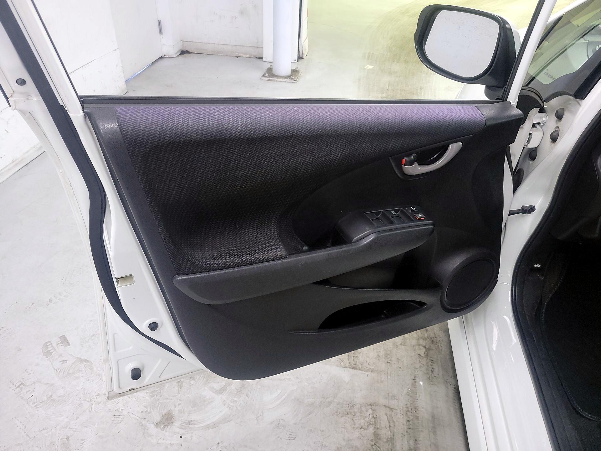 Thumbnail: 2013 Honda Fit - 12
