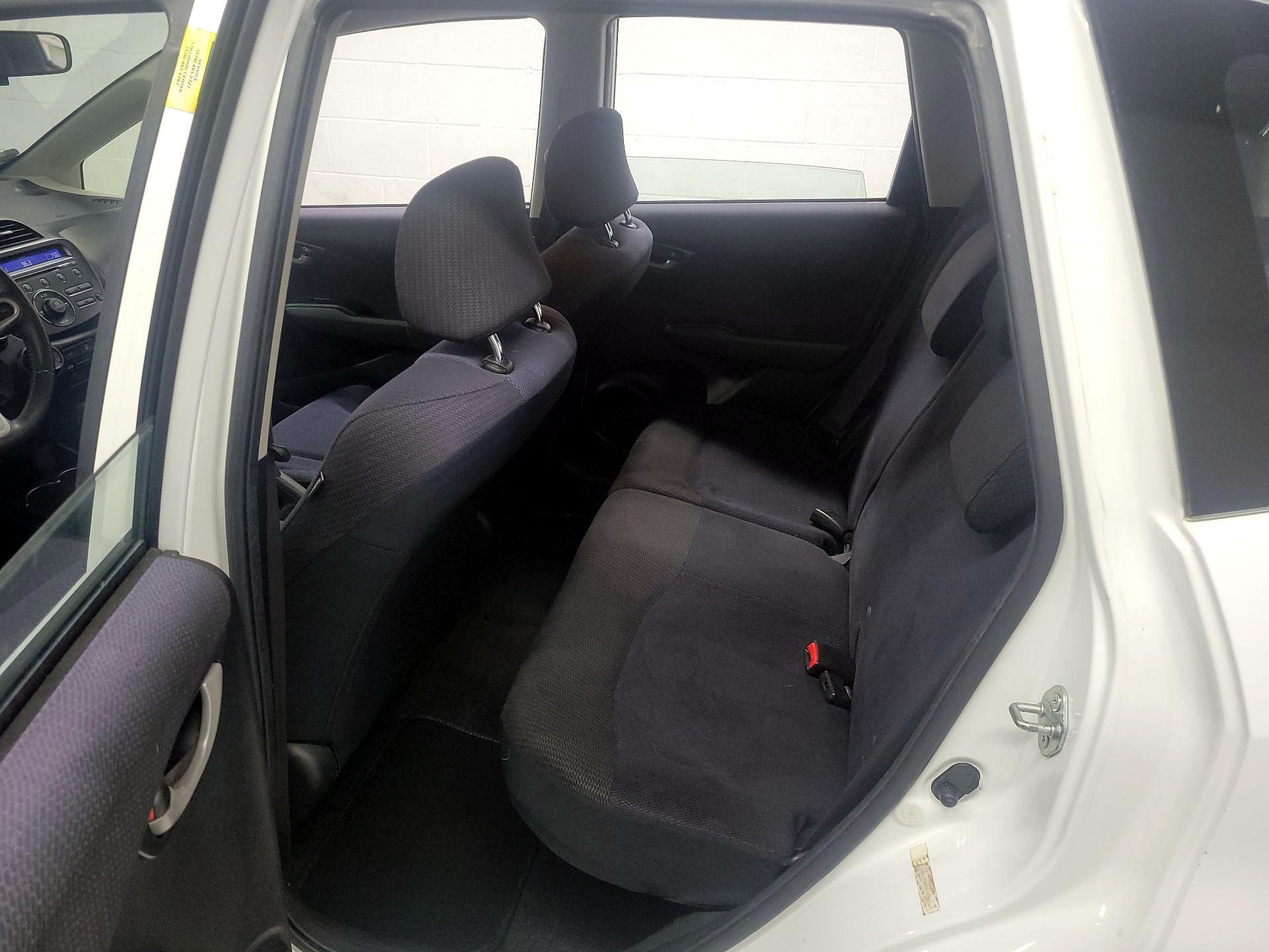 Thumbnail: 2013 Honda Fit - 16