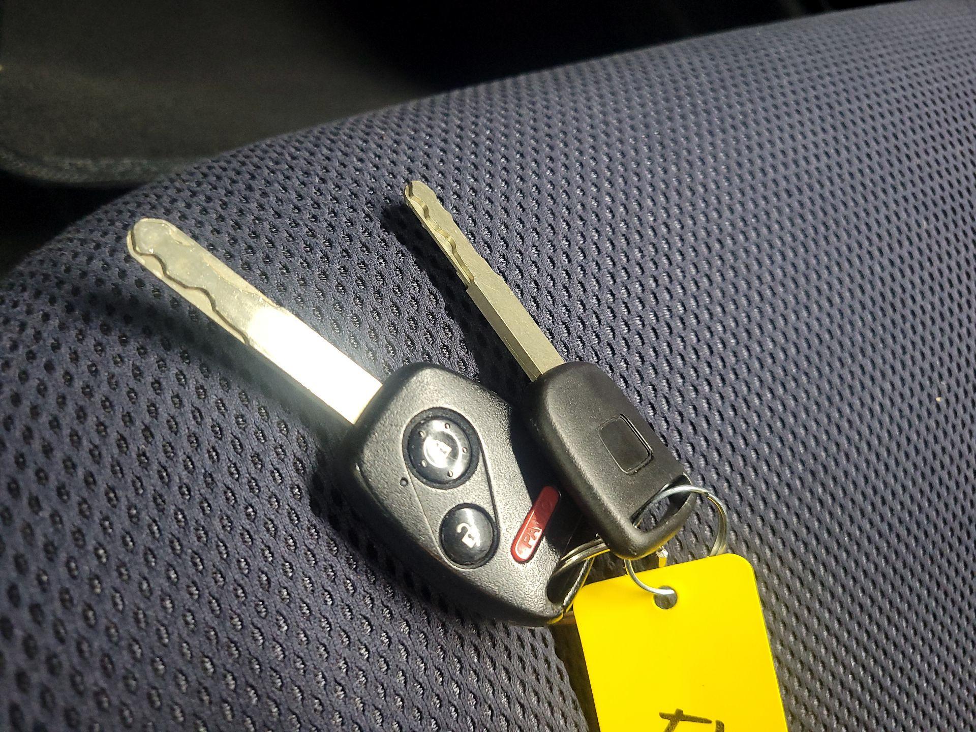 Thumbnail: 2013 Honda Fit - 19