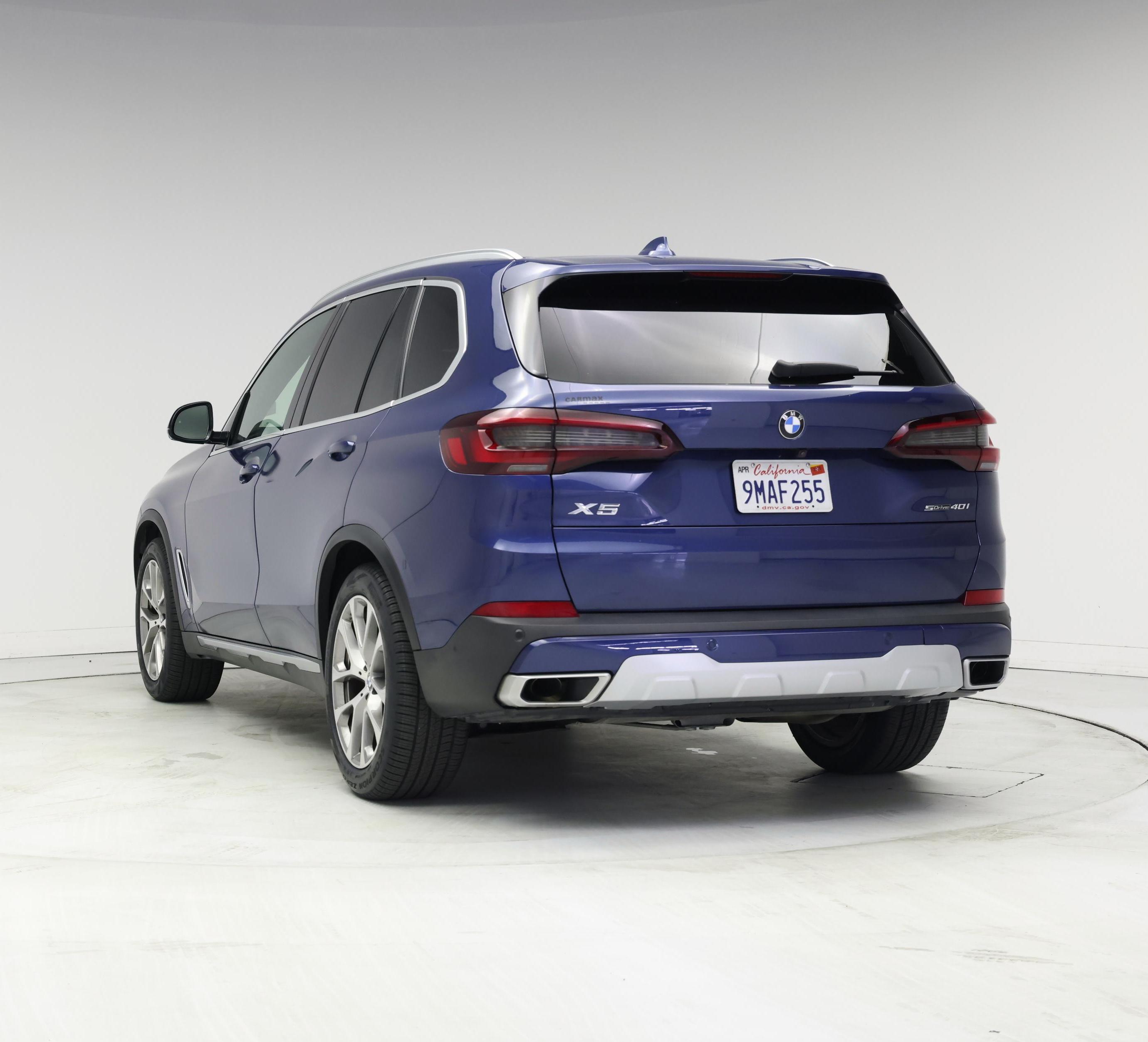 Thumbnail: 2021 BMW X5 - 2