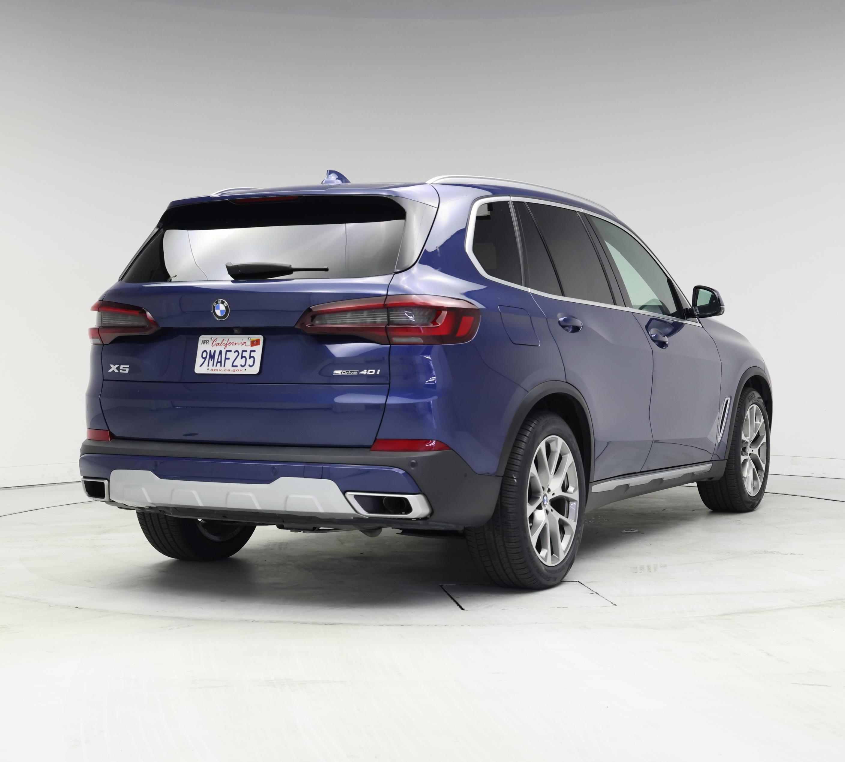 Thumbnail: 2021 BMW X5 - 8