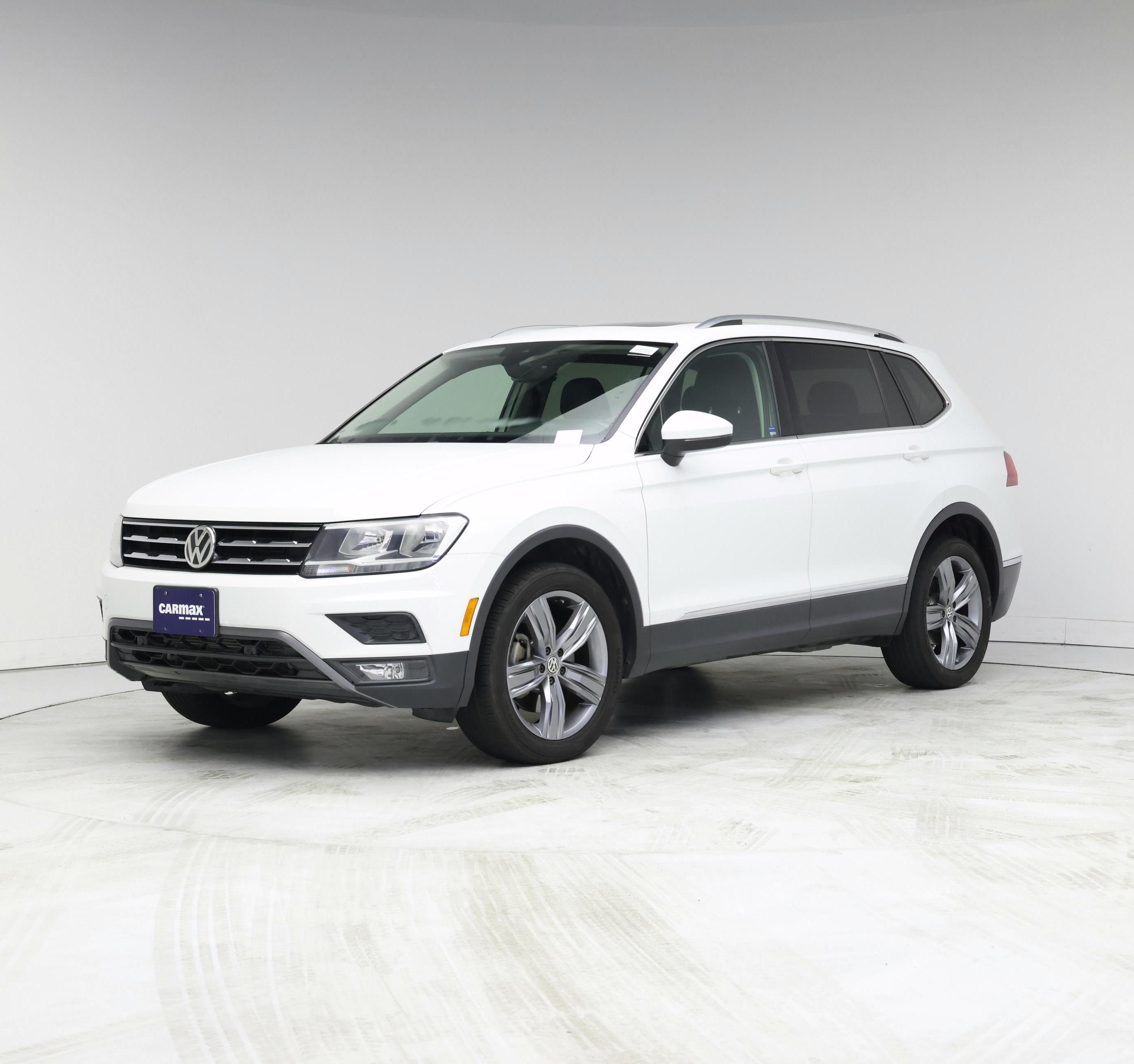 Thumbnail: 2020 Volkswagen Tiguan - 4