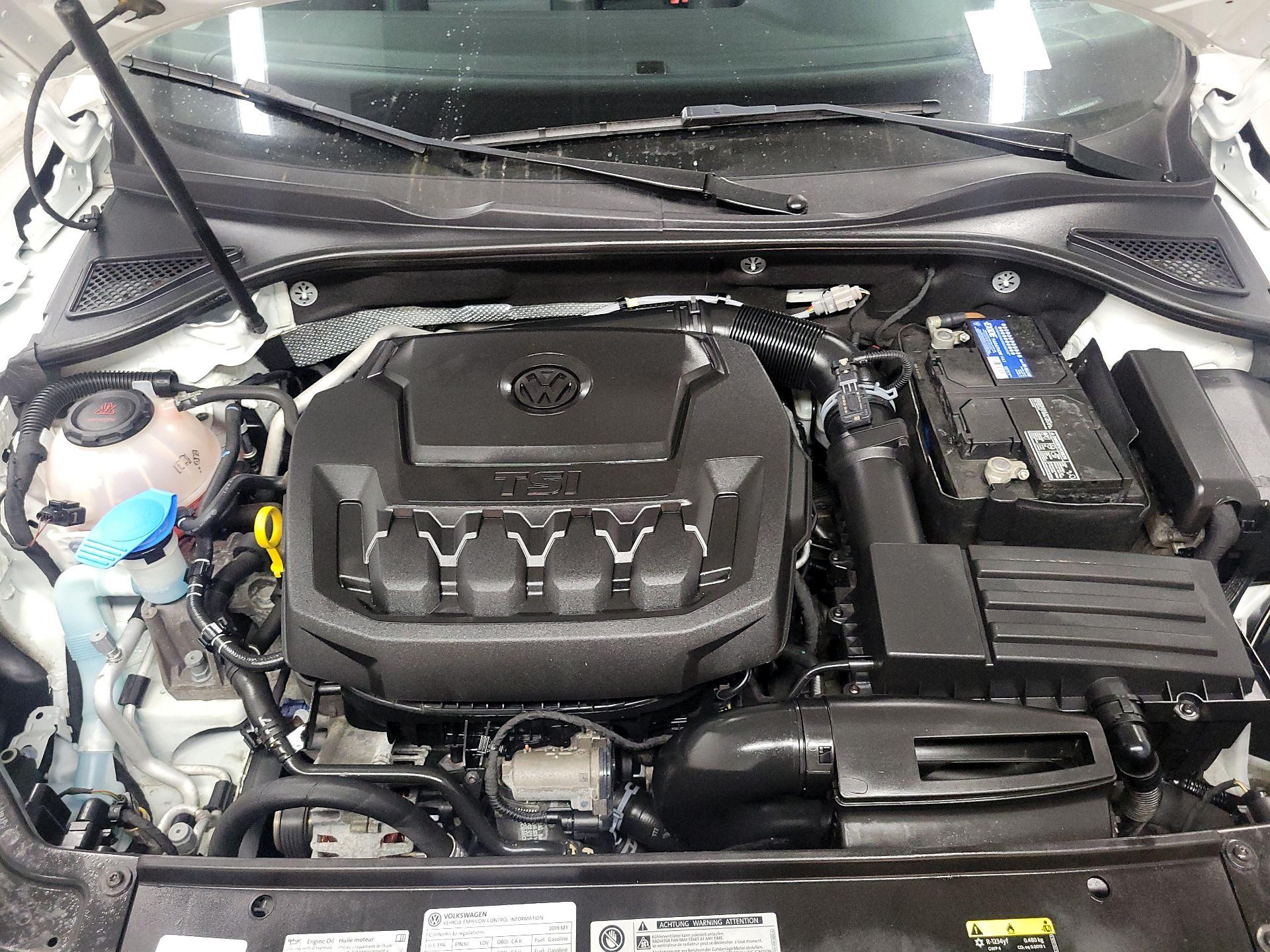 Thumbnail: 2019 Volkswagen Passat - 19