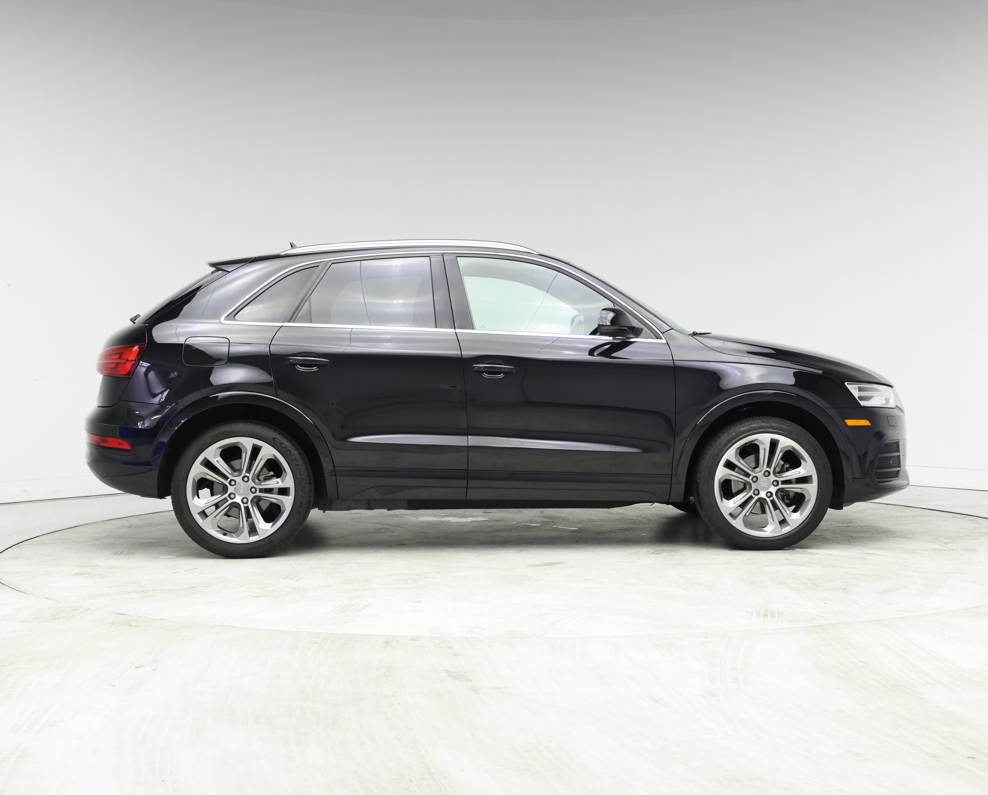 Thumbnail: 2016 Audi Q3 - 7