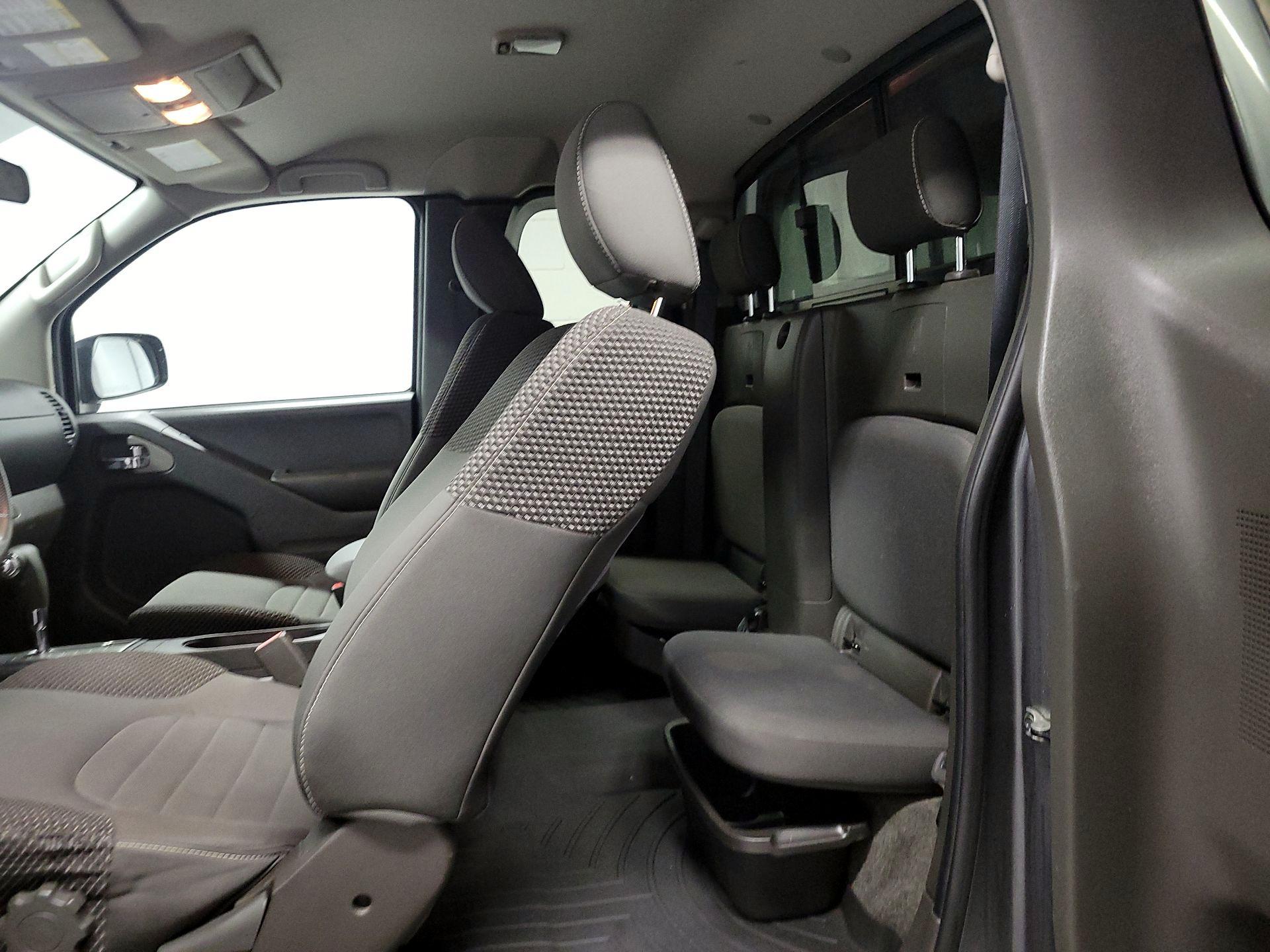 Thumbnail: 2018 Nissan Frontier - 18