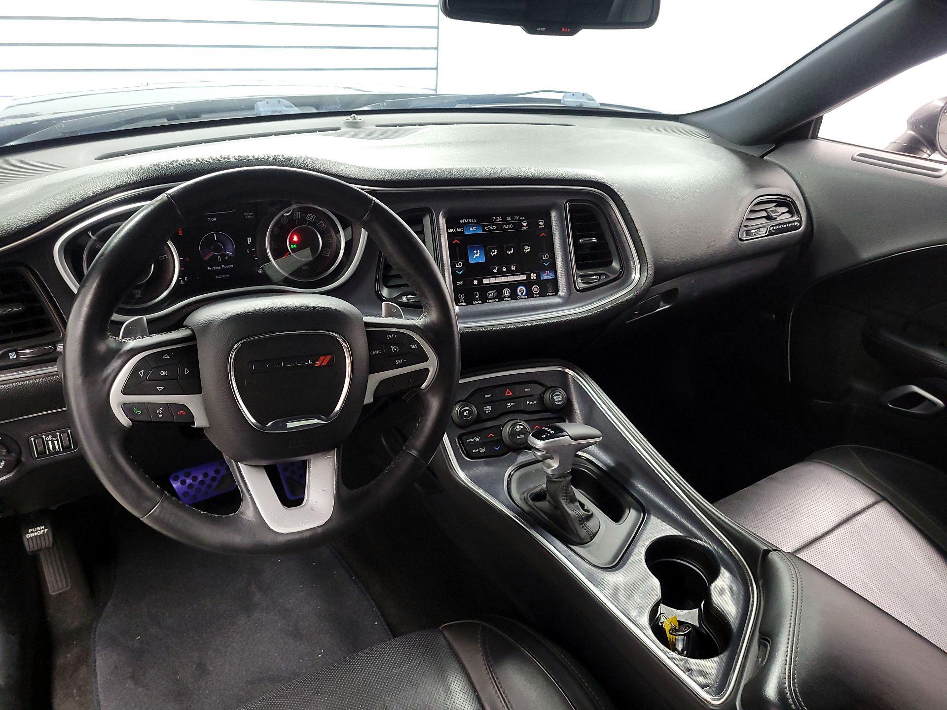Thumbnail: 2015 Dodge Challenger - 9