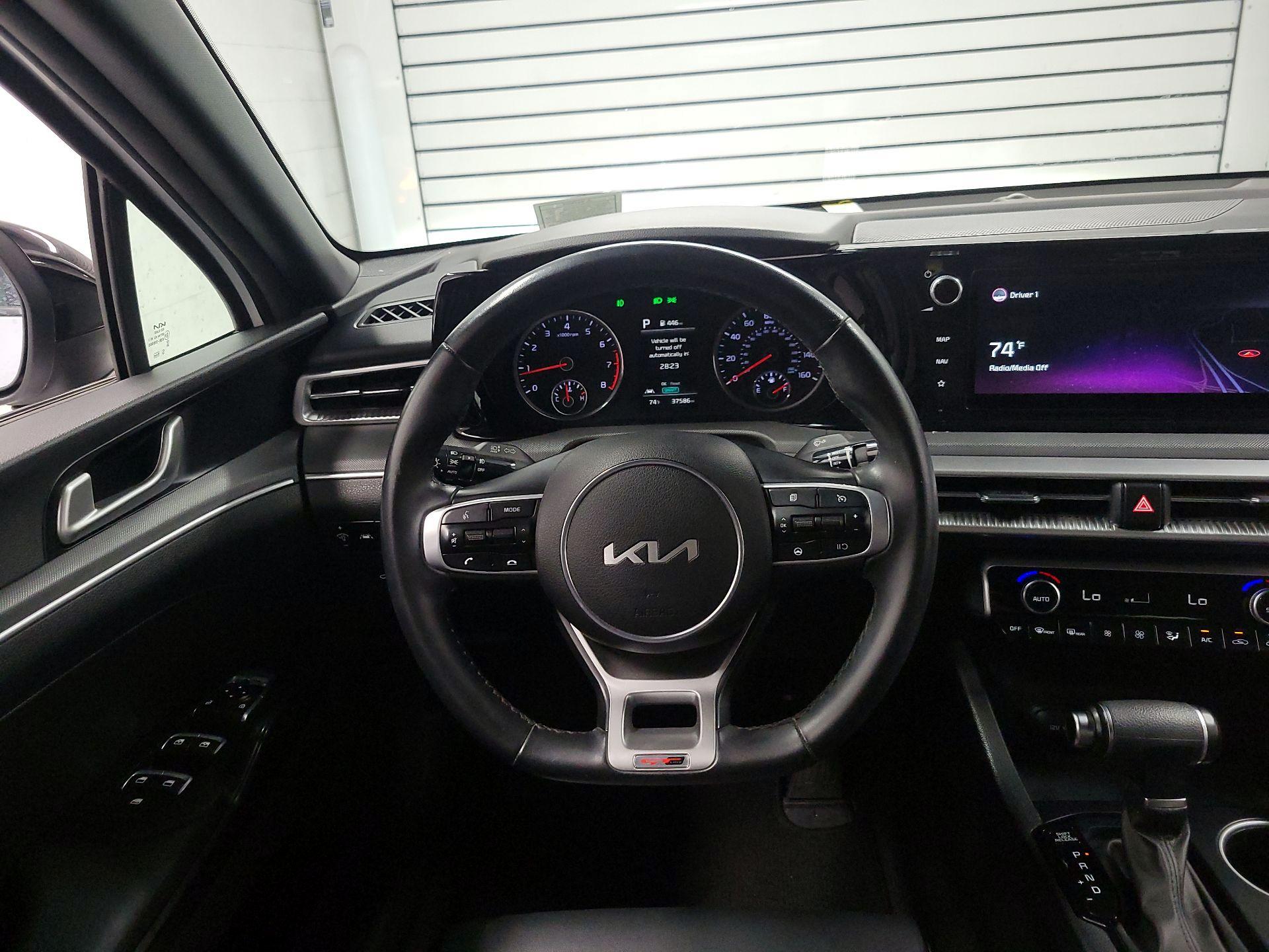 Thumbnail: 2022 Kia K5 - 10