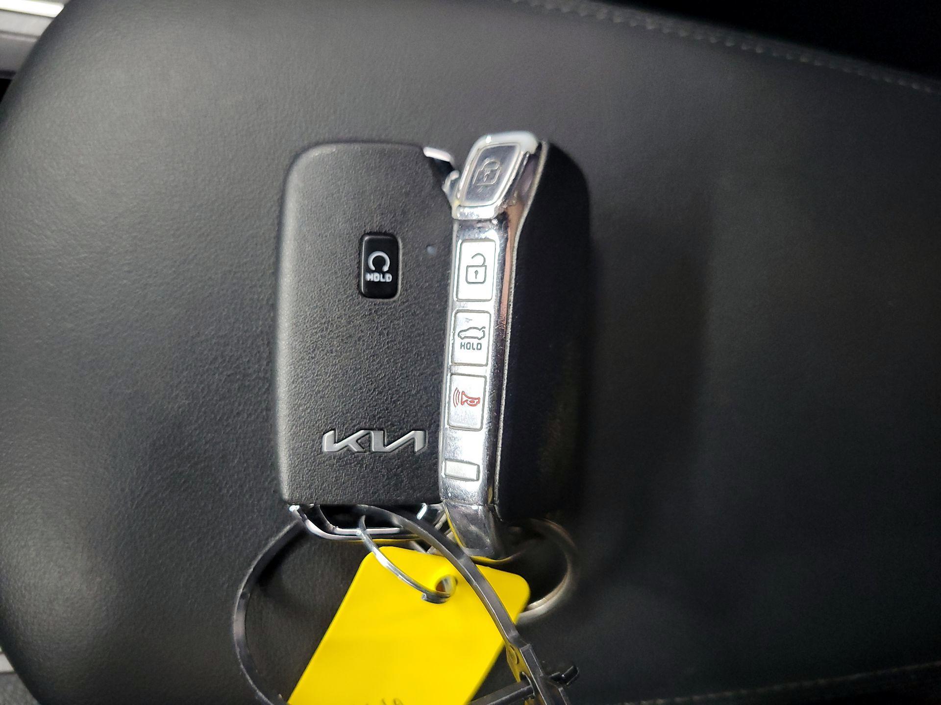 Thumbnail: 2022 Kia K5 - 20