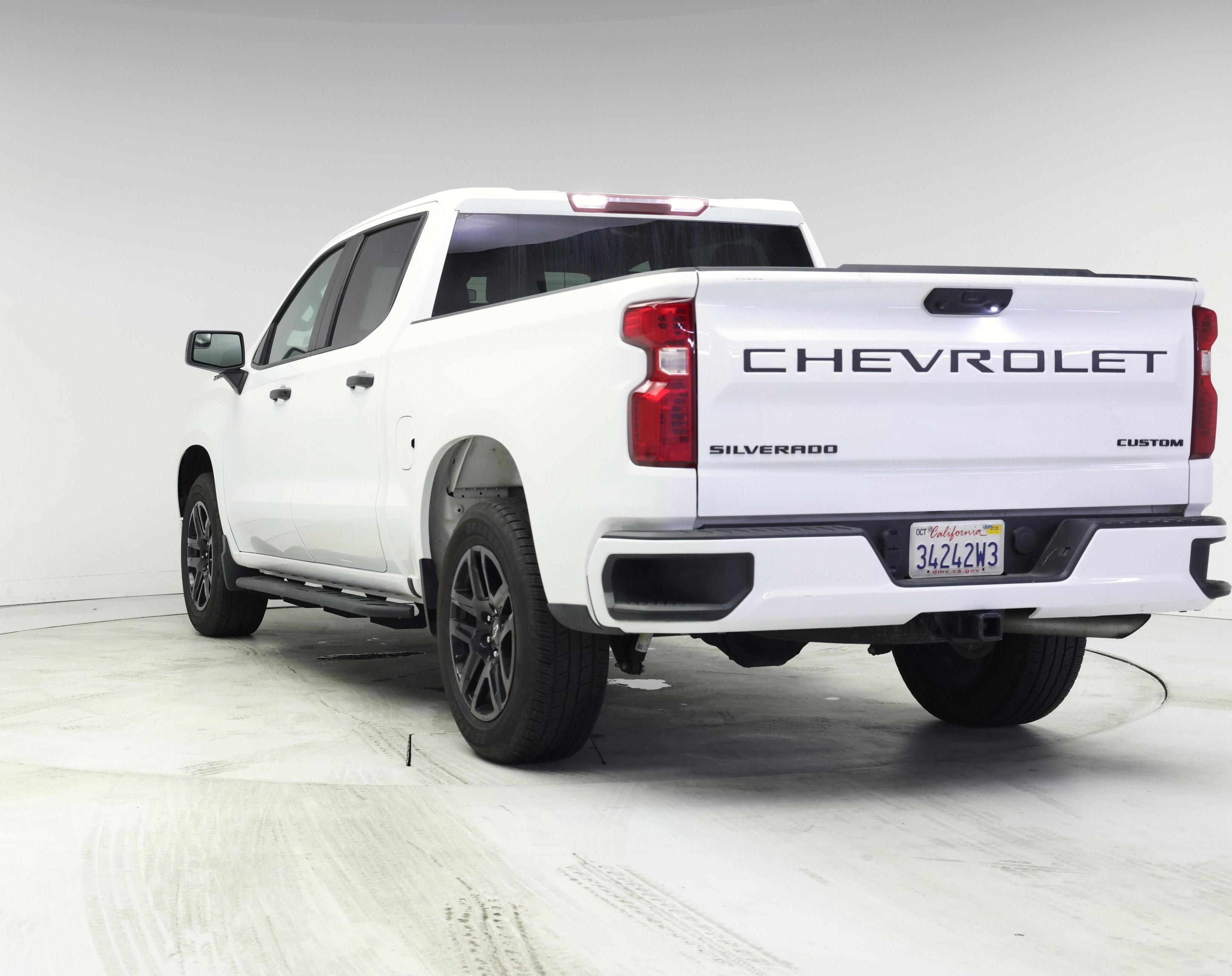 Thumbnail: 2024 Chevrolet Silverado 1500 - 2