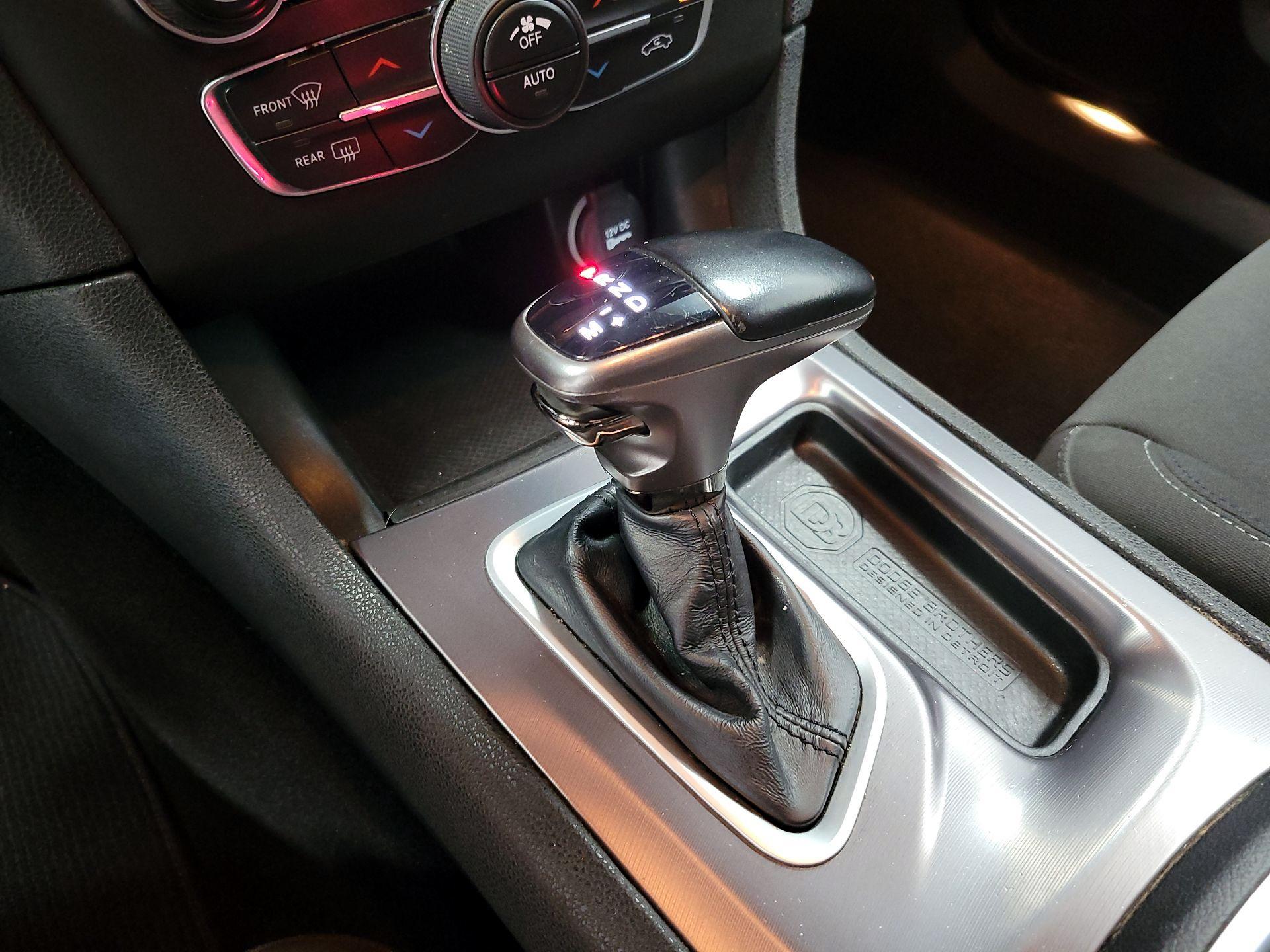 Thumbnail: 2022 Dodge Charger - 17