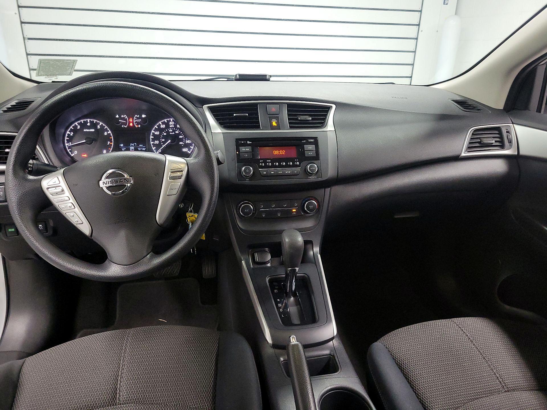 Thumbnail: 2017 Nissan Sentra - 9