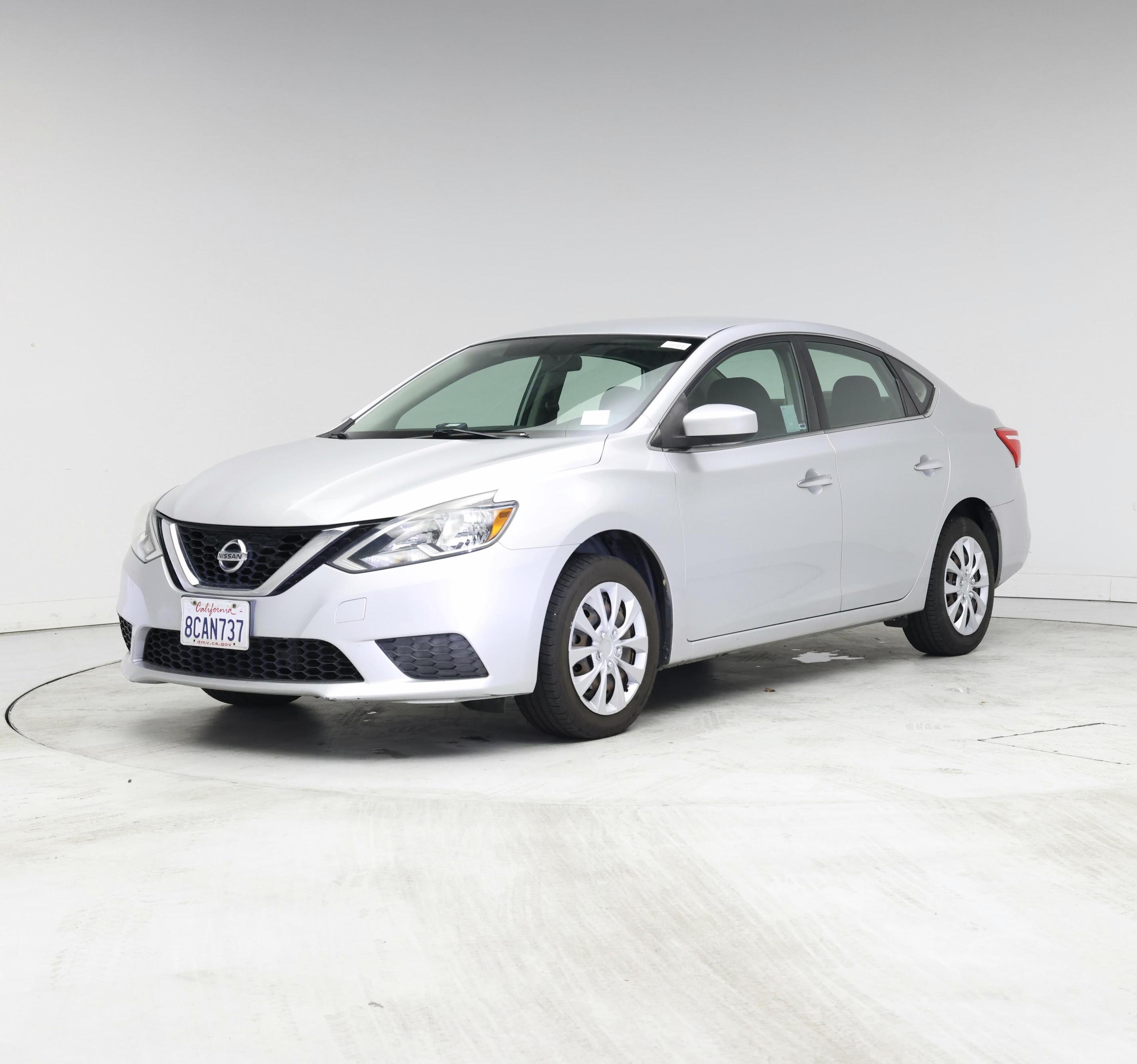 Thumbnail: 2017 Nissan Sentra - 4