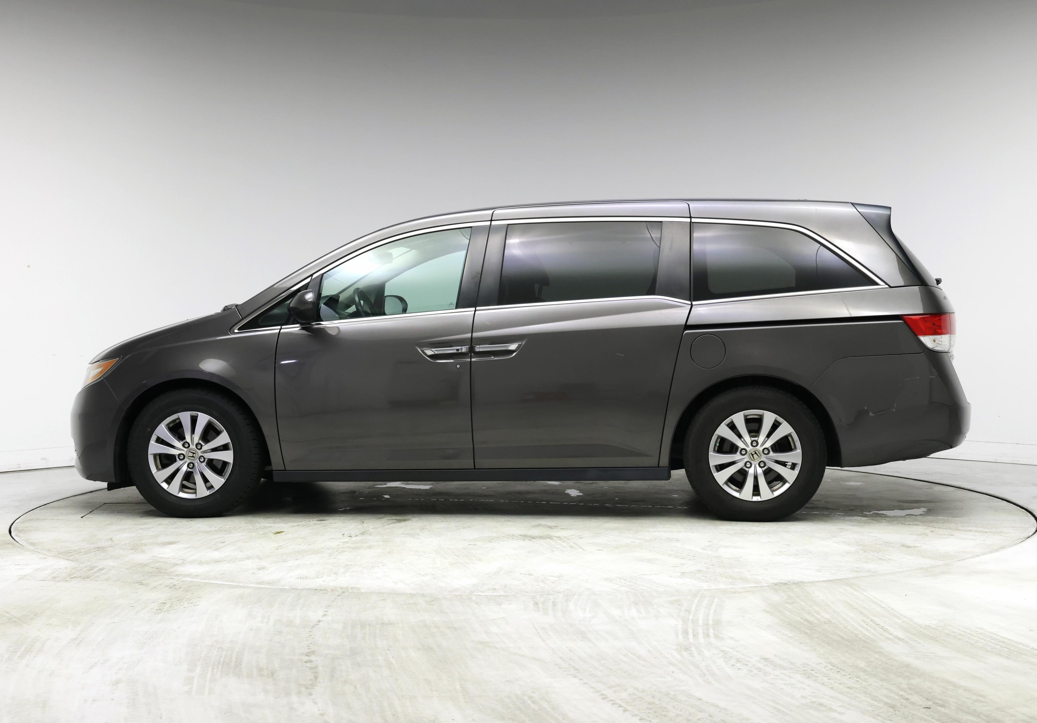 Thumbnail: 2016 Honda Odyssey - 3