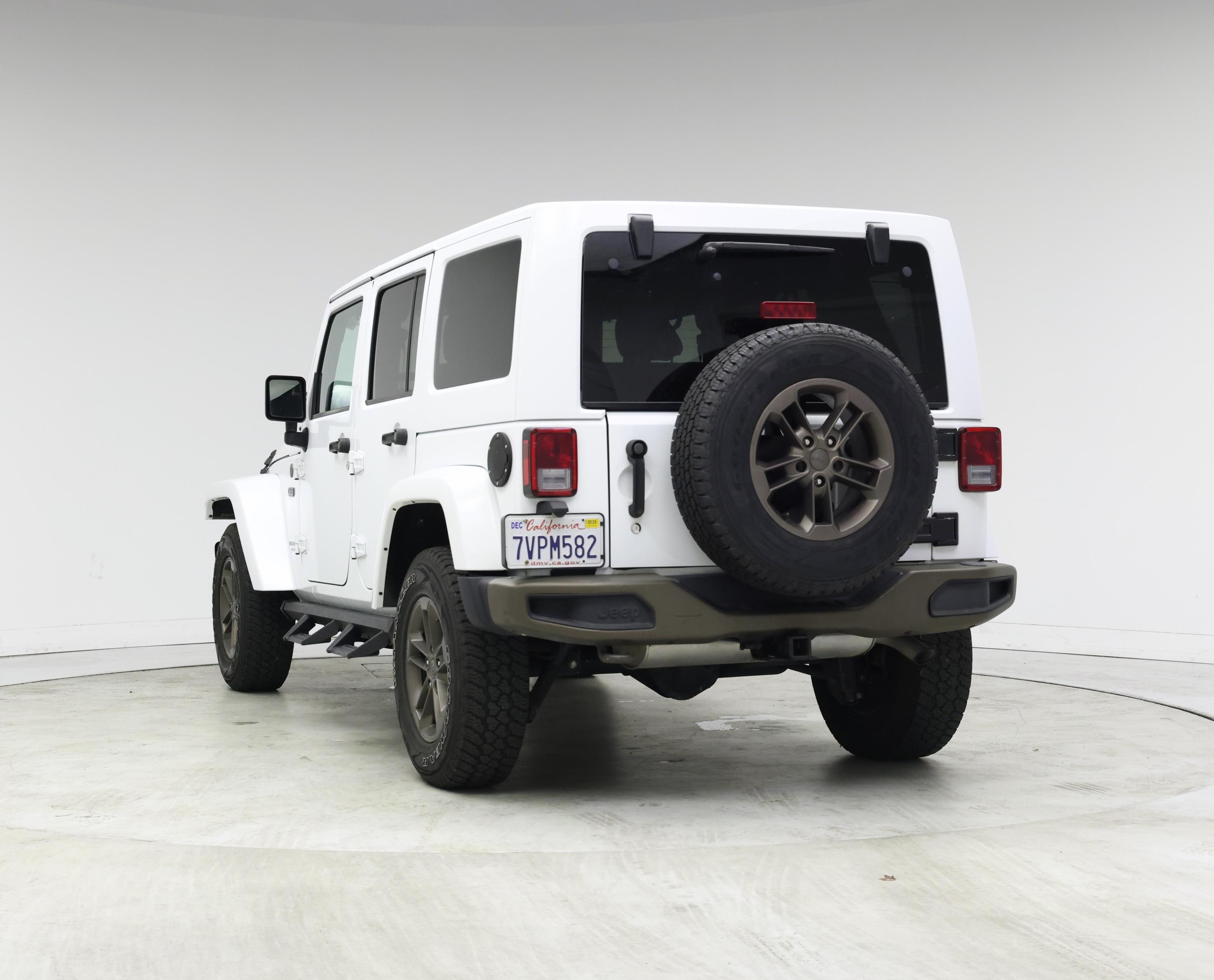 Thumbnail: 2016 Jeep Wrangler - 2